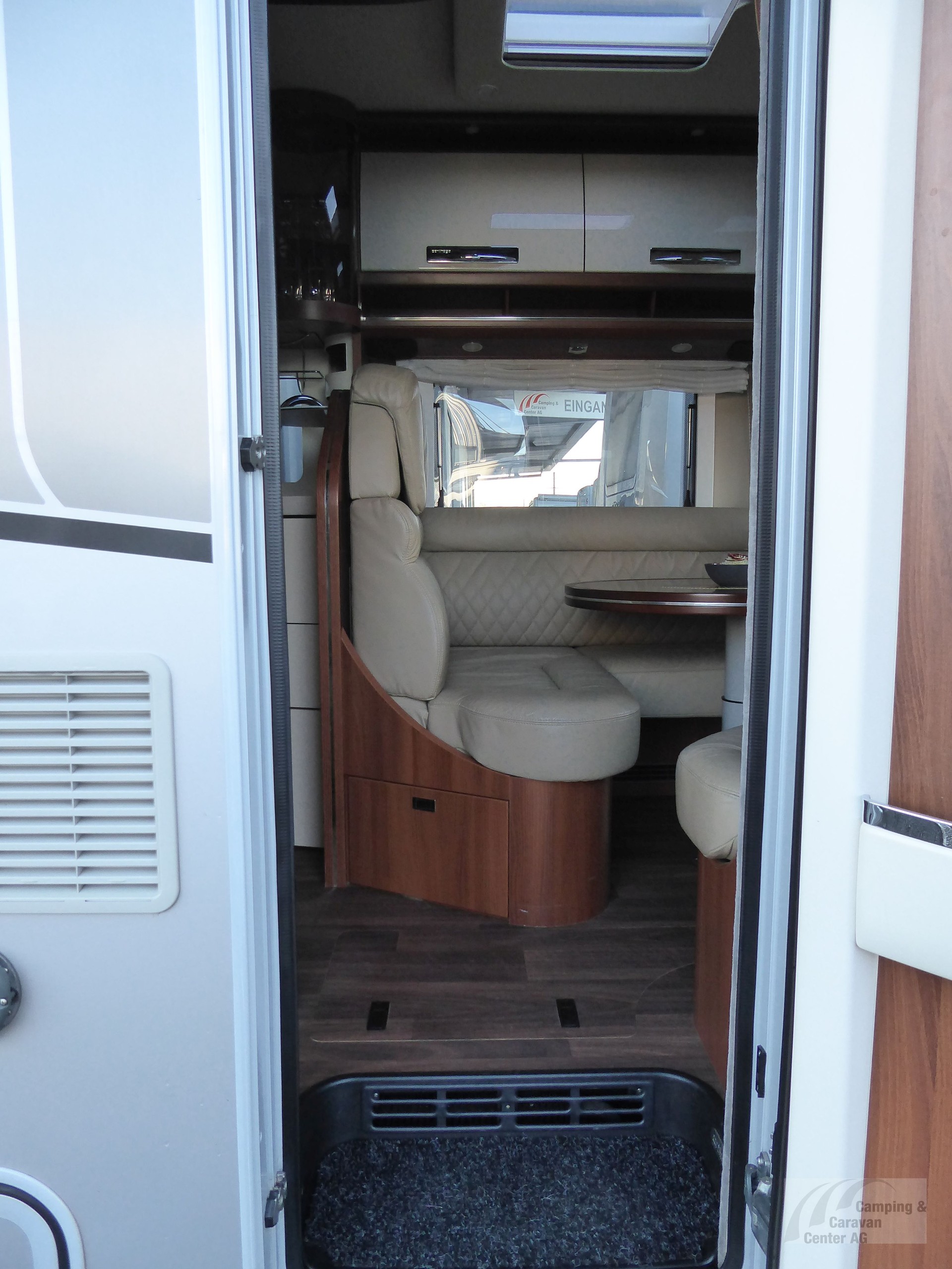 CARTHAGO chic e-line I 51 LE-showroom-element-3