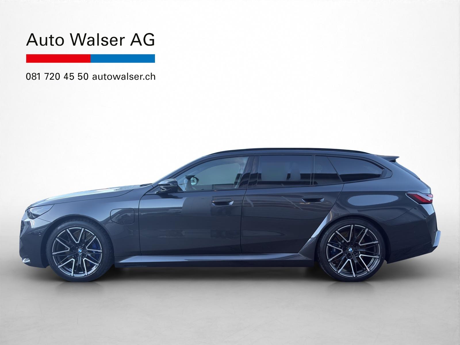 BMW M5 xDrive Touring-image-1