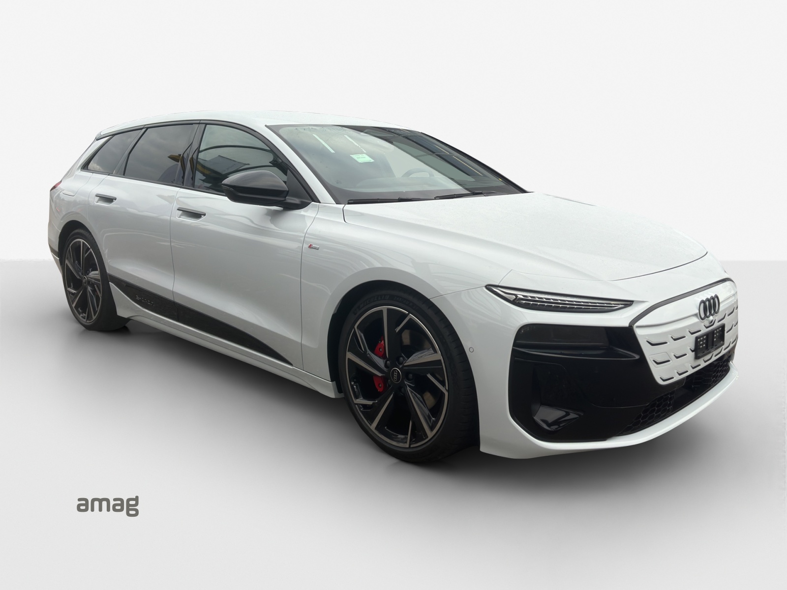 AUDI A6 Avant e-tron quattro-image-5