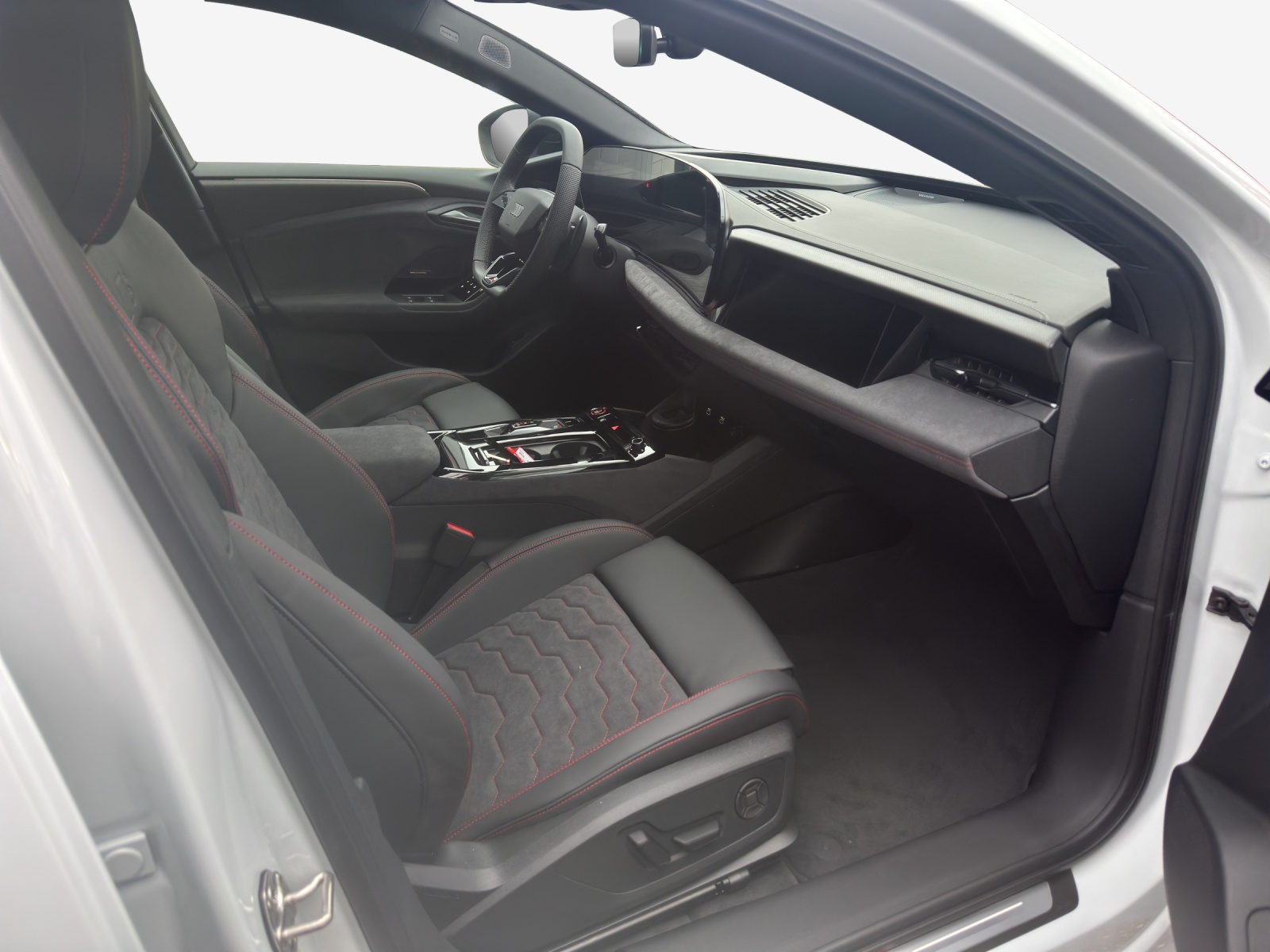 AUDI A6 Avant e-tron quattro-image-15