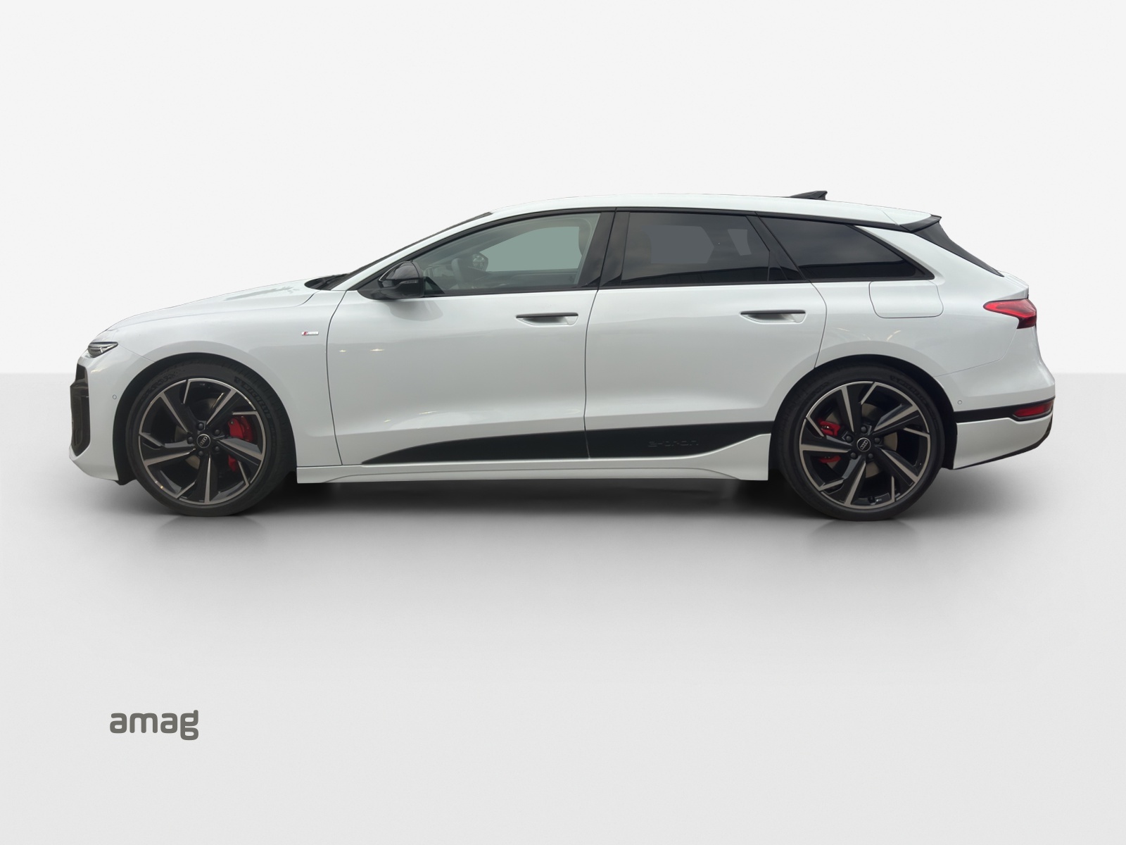 AUDI A6 Avant e-tron quattro-image-1