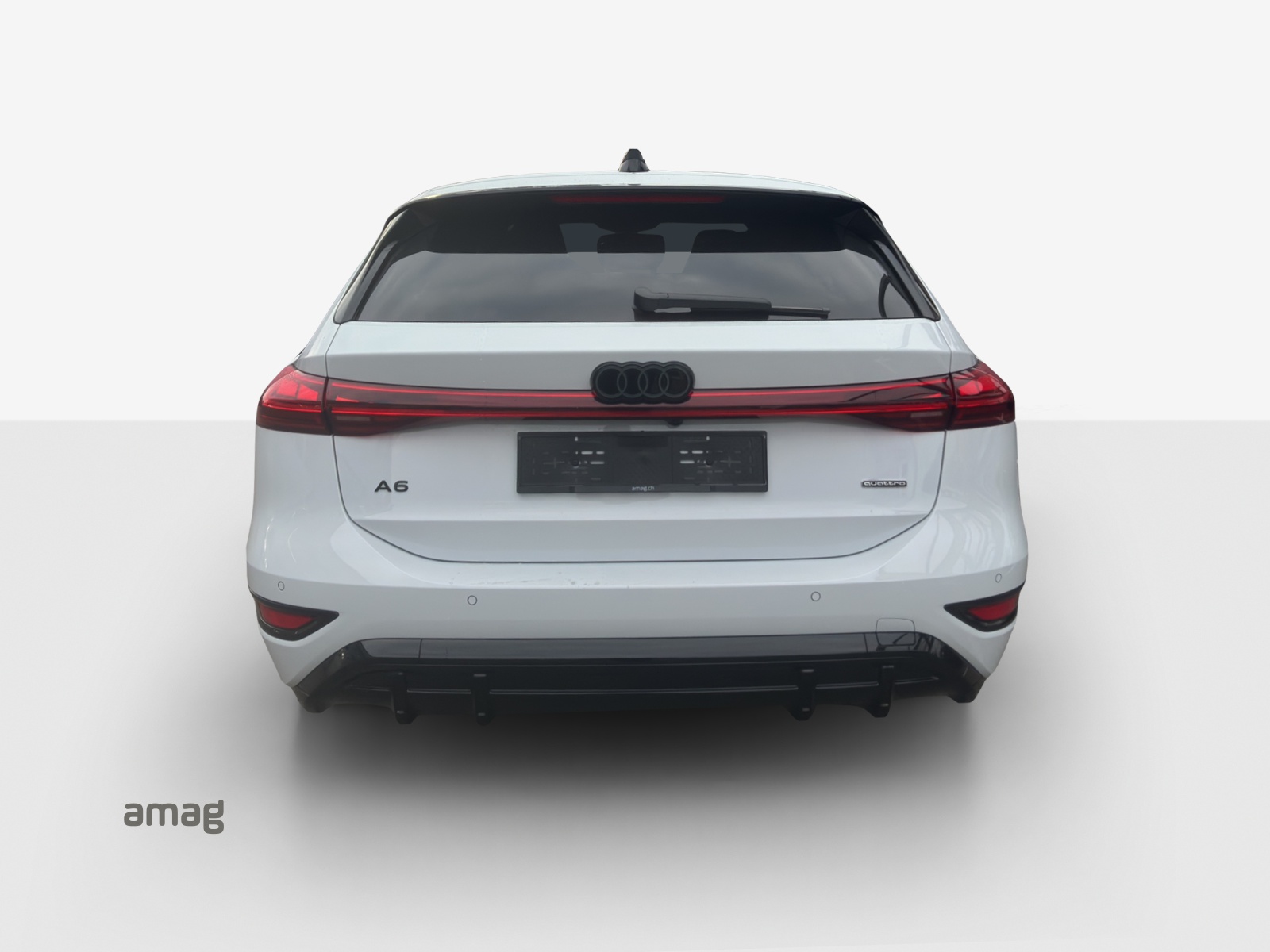AUDI A6 Avant e-tron quattro-image-3