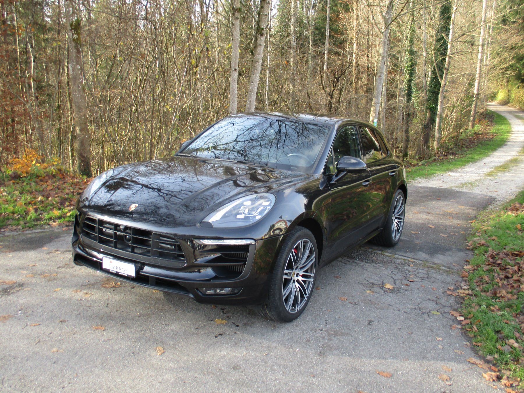 PORSCHE Macan GTS PDK-image-1