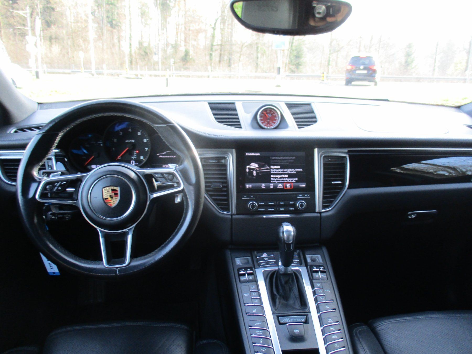 PORSCHE Macan GTS PDK-image-6