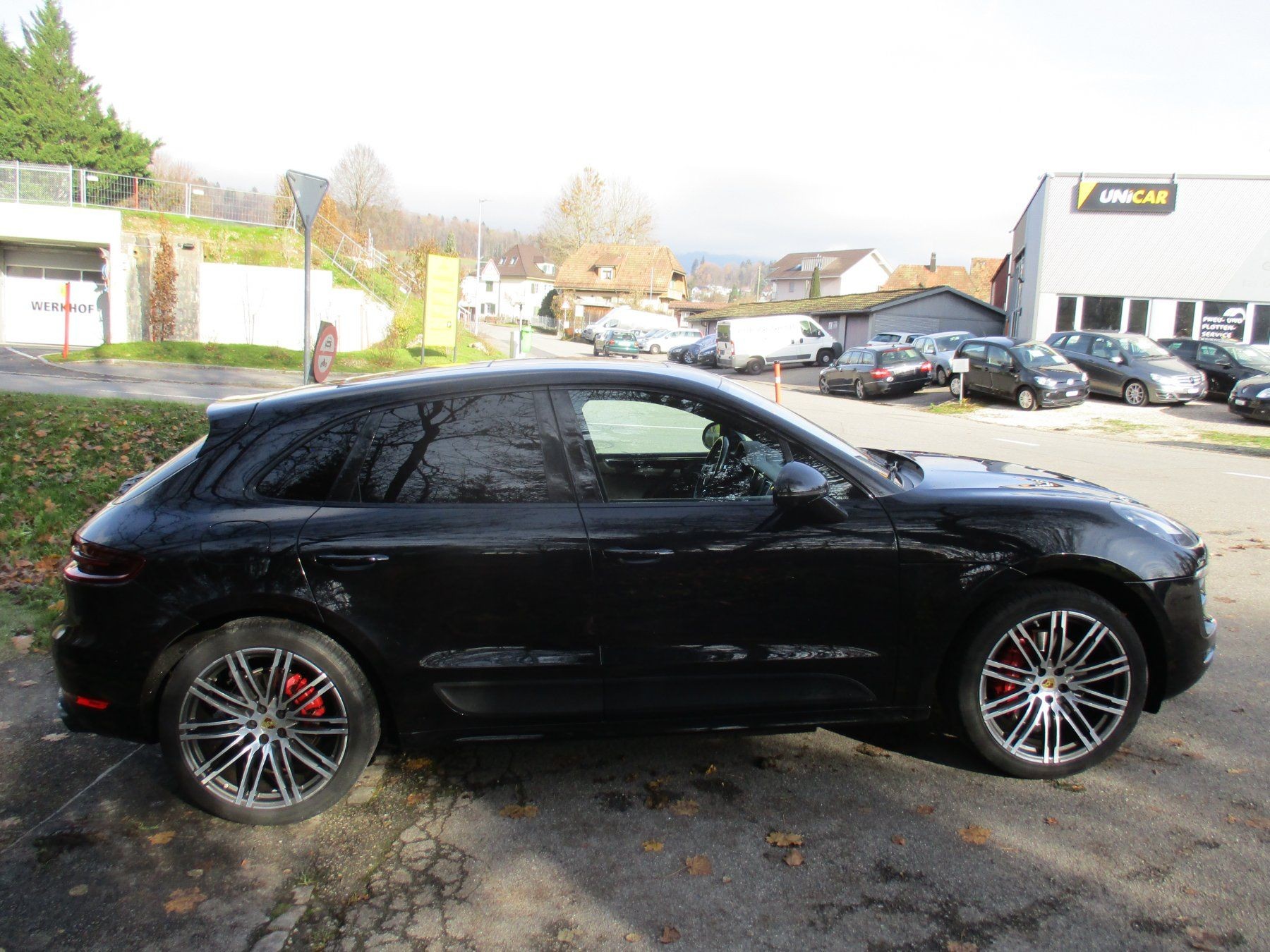 PORSCHE Macan GTS PDK-image-5
