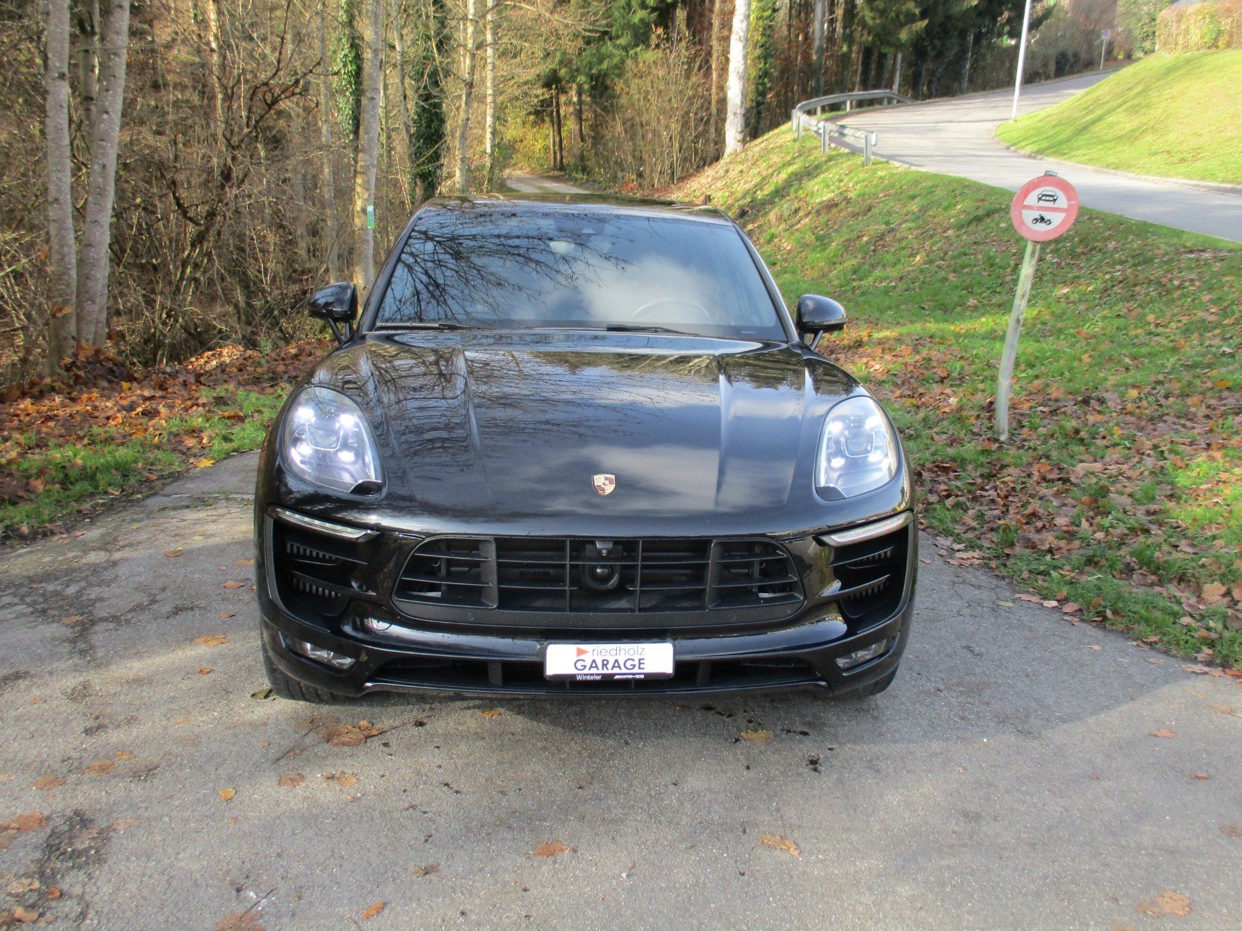 PORSCHE Macan GTS PDK-image-2