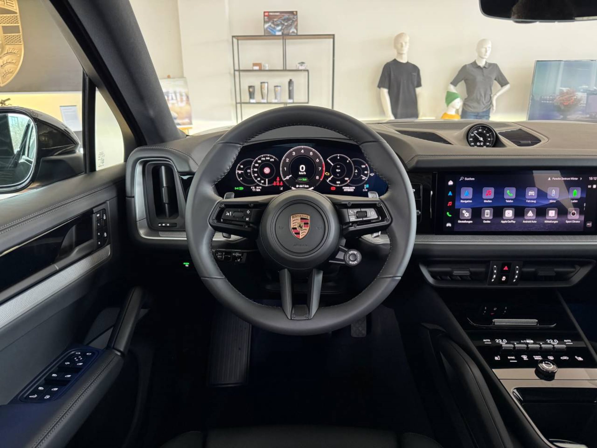 PORSCHE Cayenne E-Hybrid Coupé-image-13