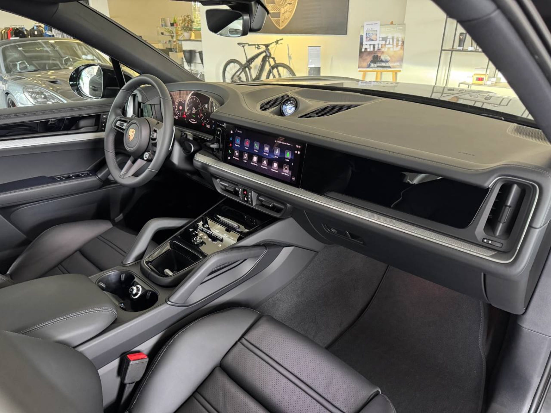 PORSCHE Cayenne E-Hybrid Coupé-image-22