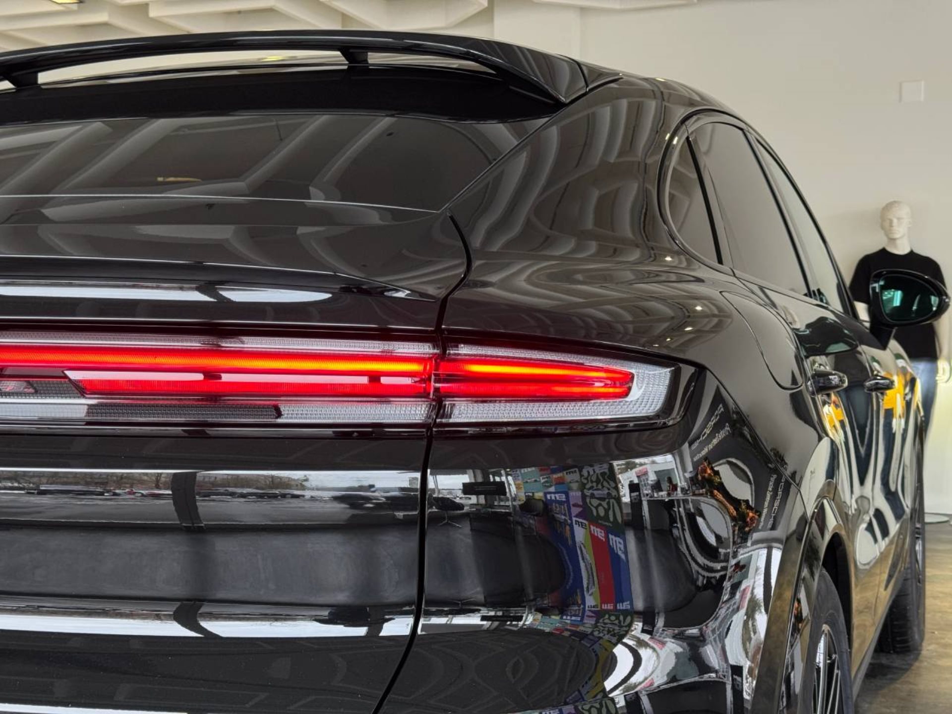 PORSCHE Cayenne E-Hybrid Coupé-image-38