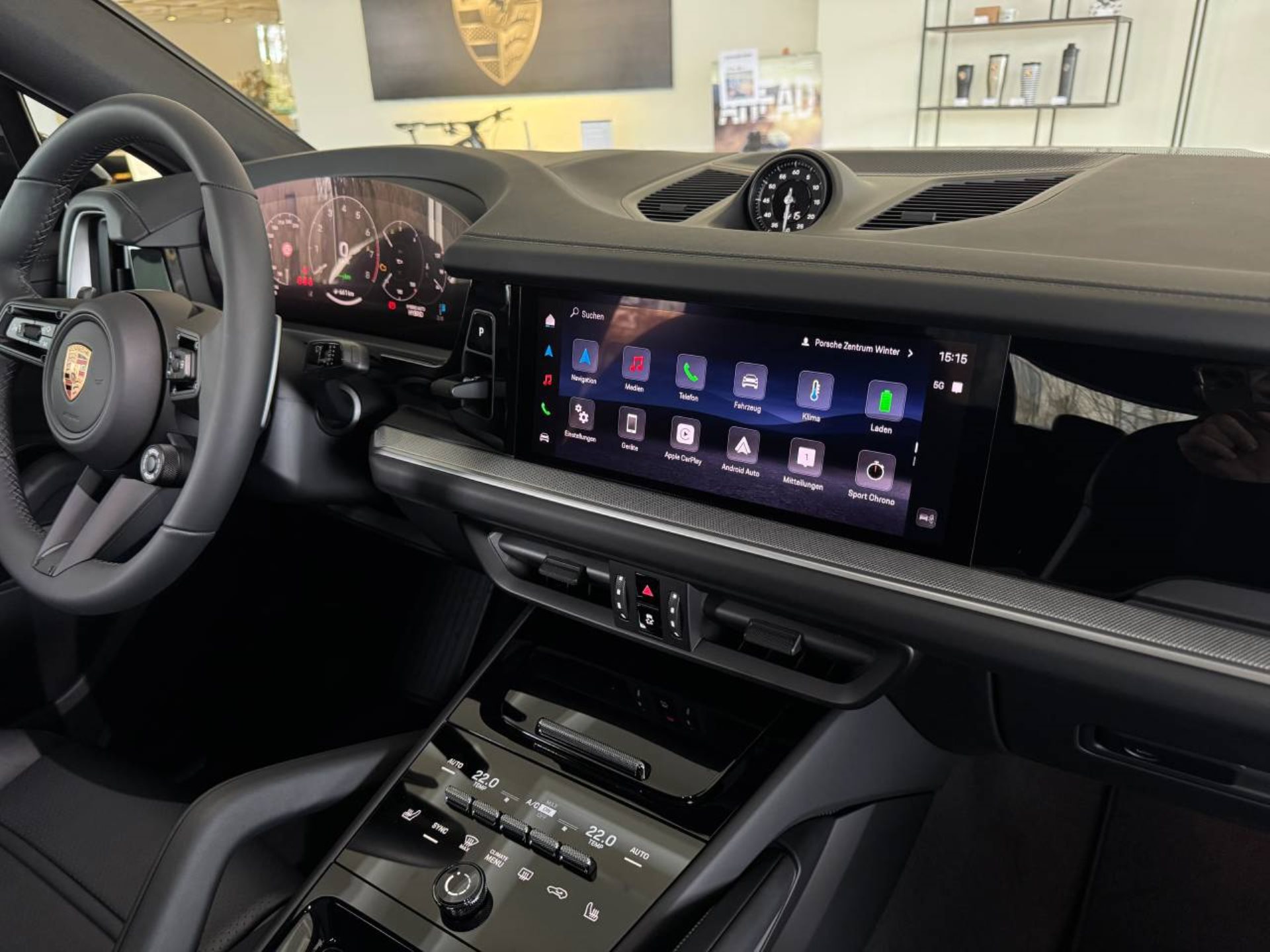PORSCHE Cayenne E-Hybrid Coupé-image-17