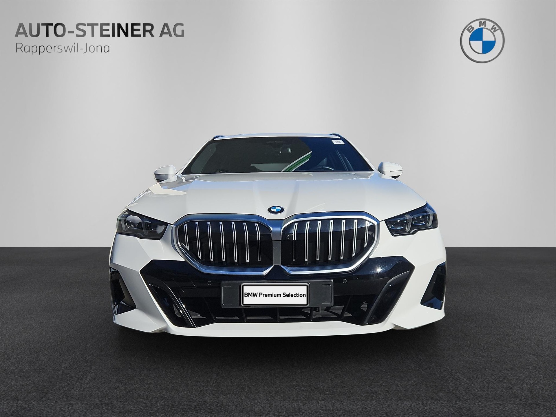 BMW 520d xDrive 48V Touring M Sport Steptronic-image-7