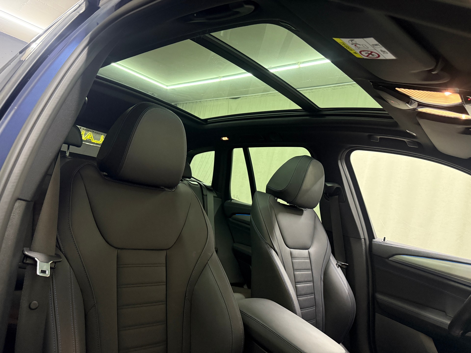 BMW iX3 Impressive-image-12