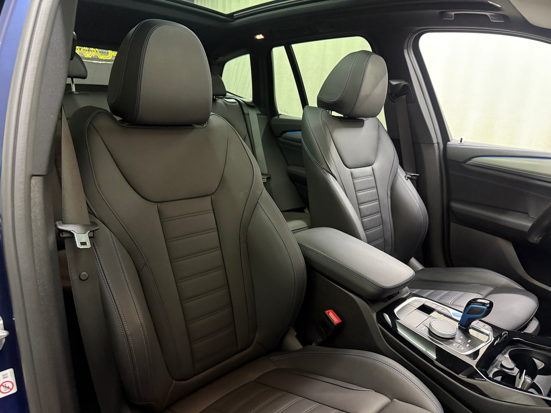 BMW iX3 Impressive-image-14