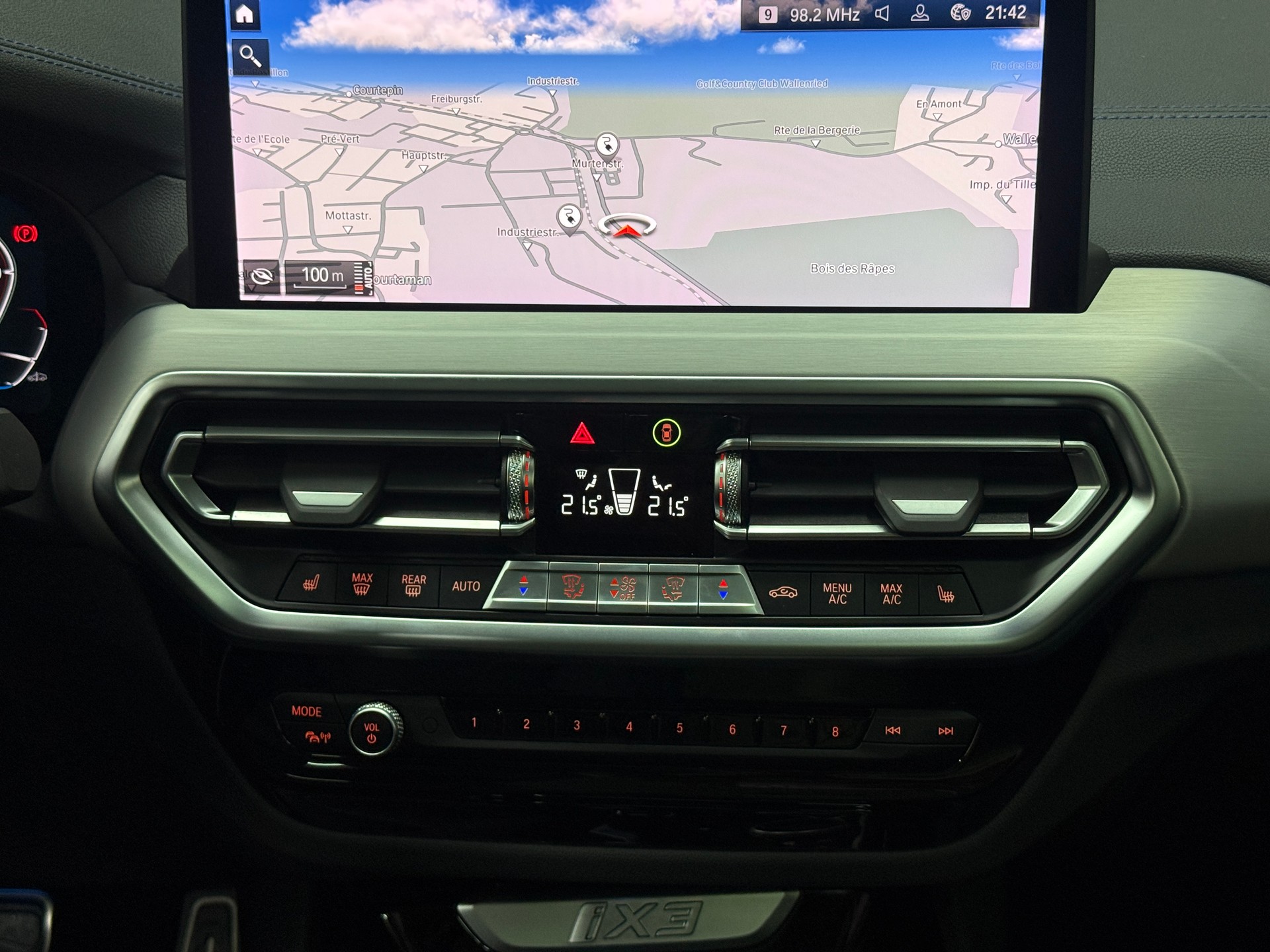BMW iX3 Impressive-image-10