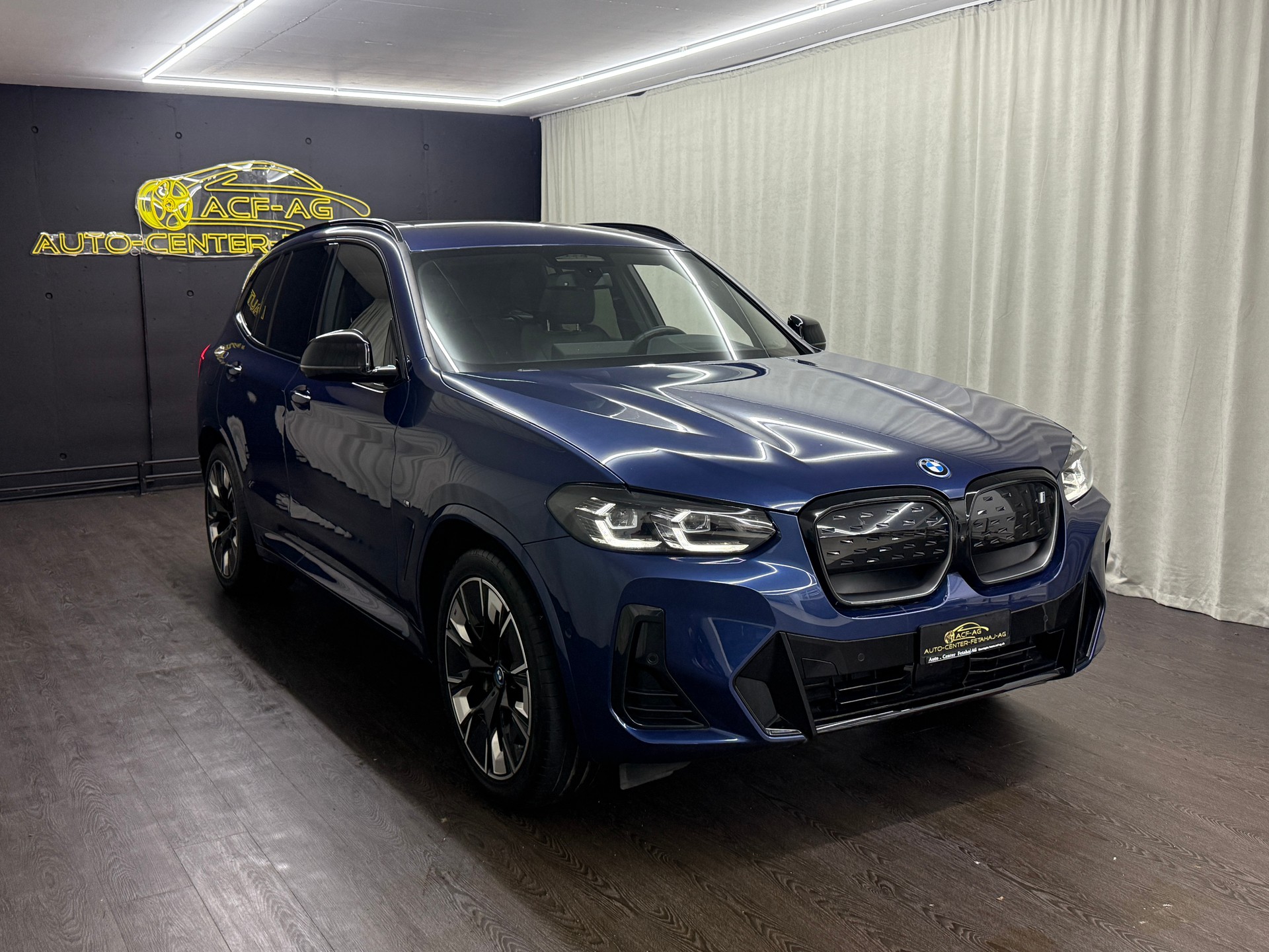 BMW iX3 Impressive-image-2