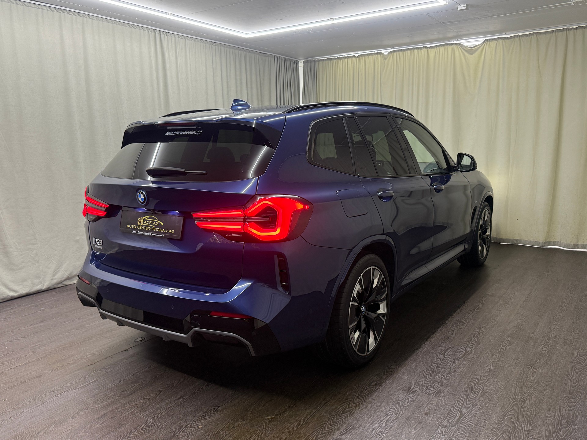 BMW iX3 Impressive-image-3