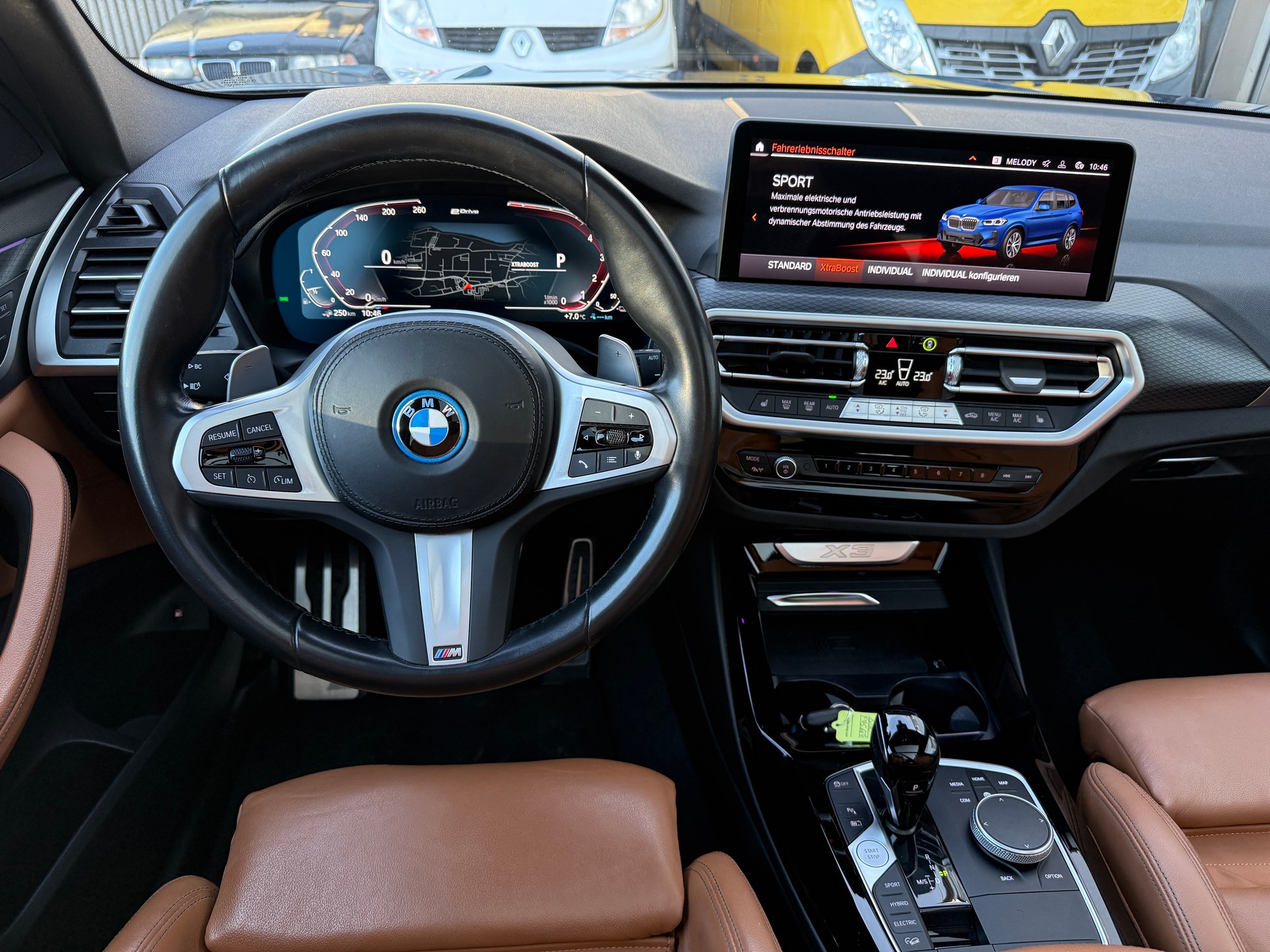 BMW X3 xDrive 30e M Sport ***M-SPORT-SITZE FAHRER & BEIFAHRER / EL. SCHIEBEDACH / M-LENKRAD / M-PAKET ***-image-9