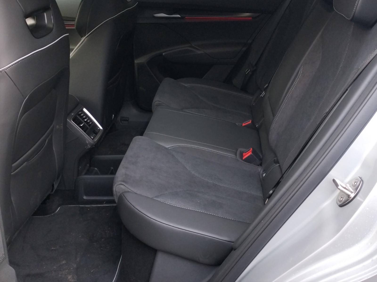 SKODA Enyaq 85 Sportline-image-7