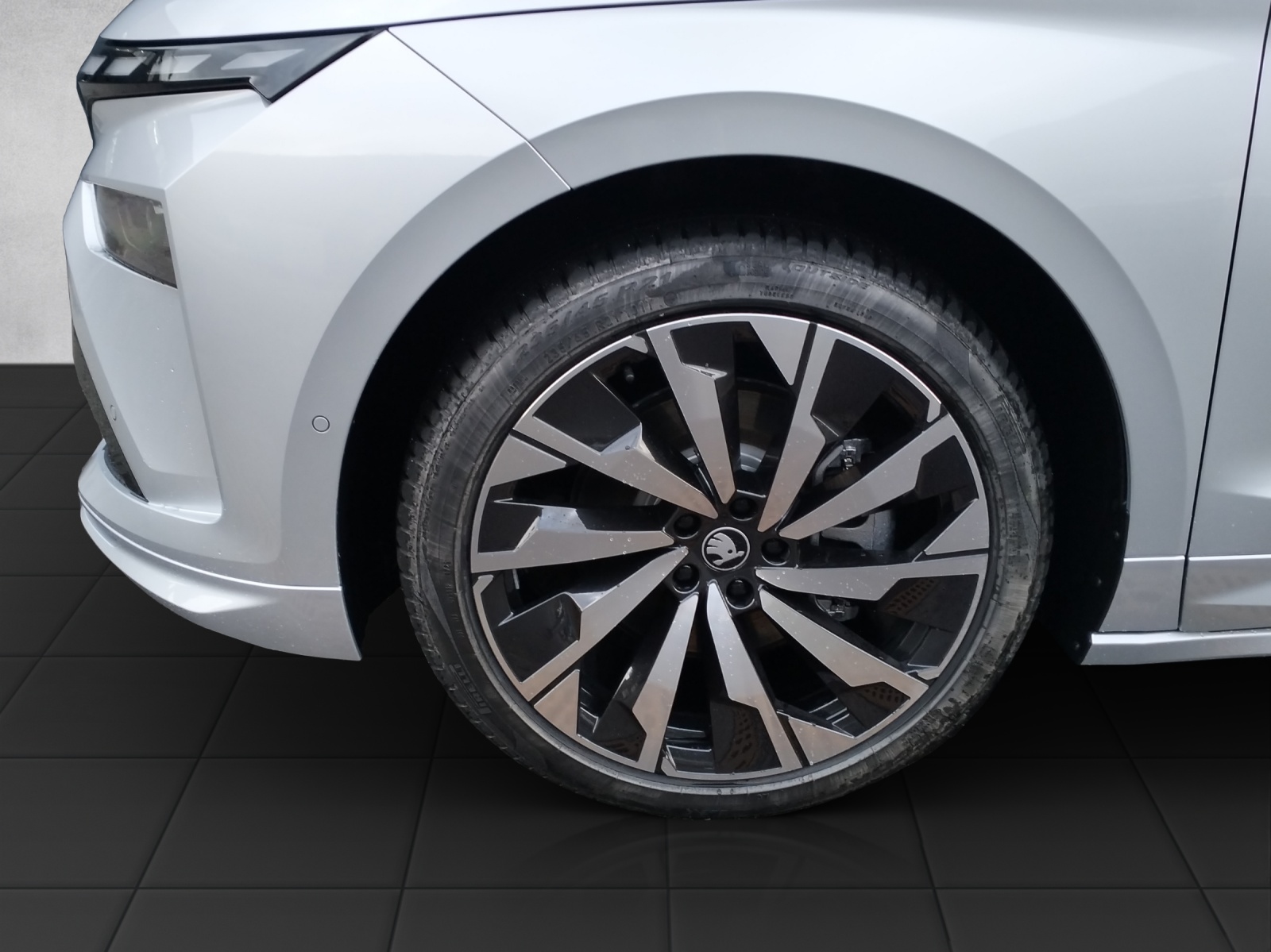 SKODA Enyaq 85 Sportline-image-11