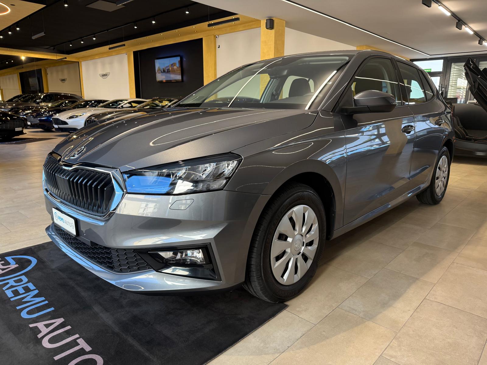 SKODA Fabia 1.0 MPI Essence-image-2