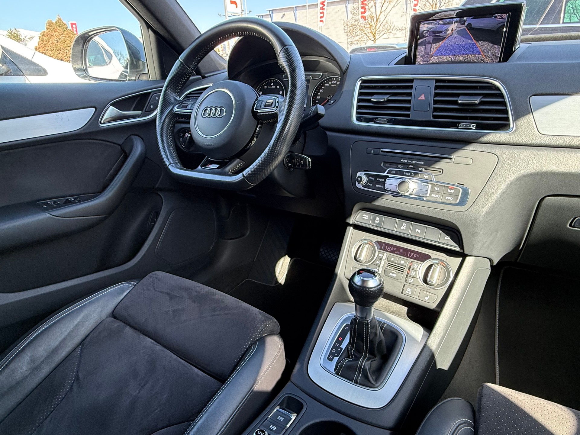 AUDI Q3 1.4 TFSI sport S-tronic-image-5