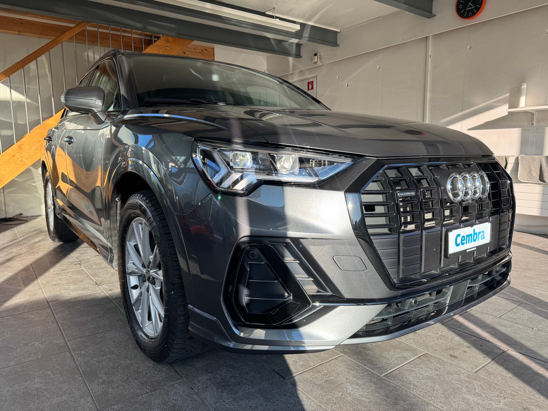 AUDI Q3 45 TFSI S line quattro S-tronic-image-3
