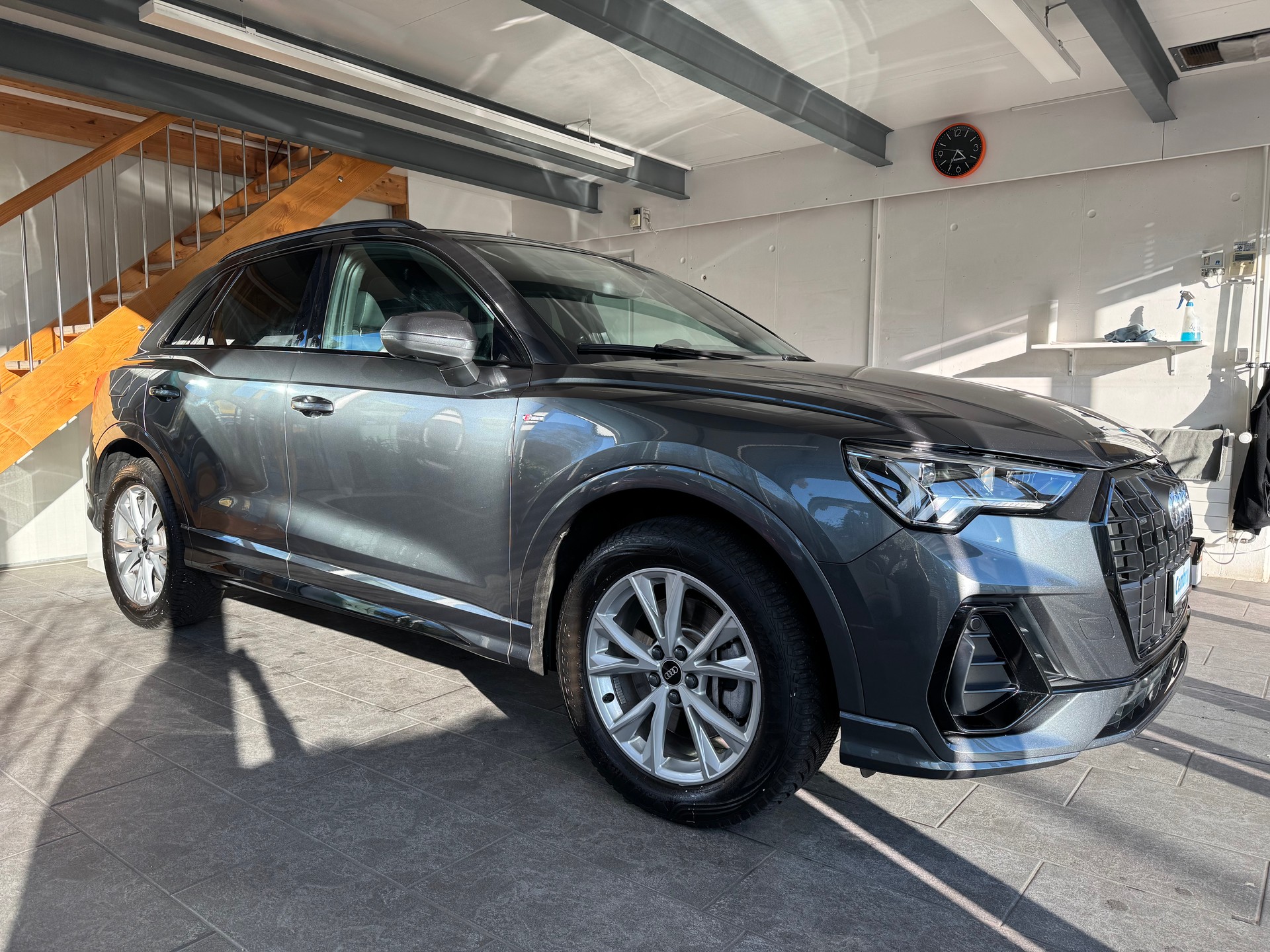 AUDI Q3 45 TFSI S line quattro S-tronic-image-4