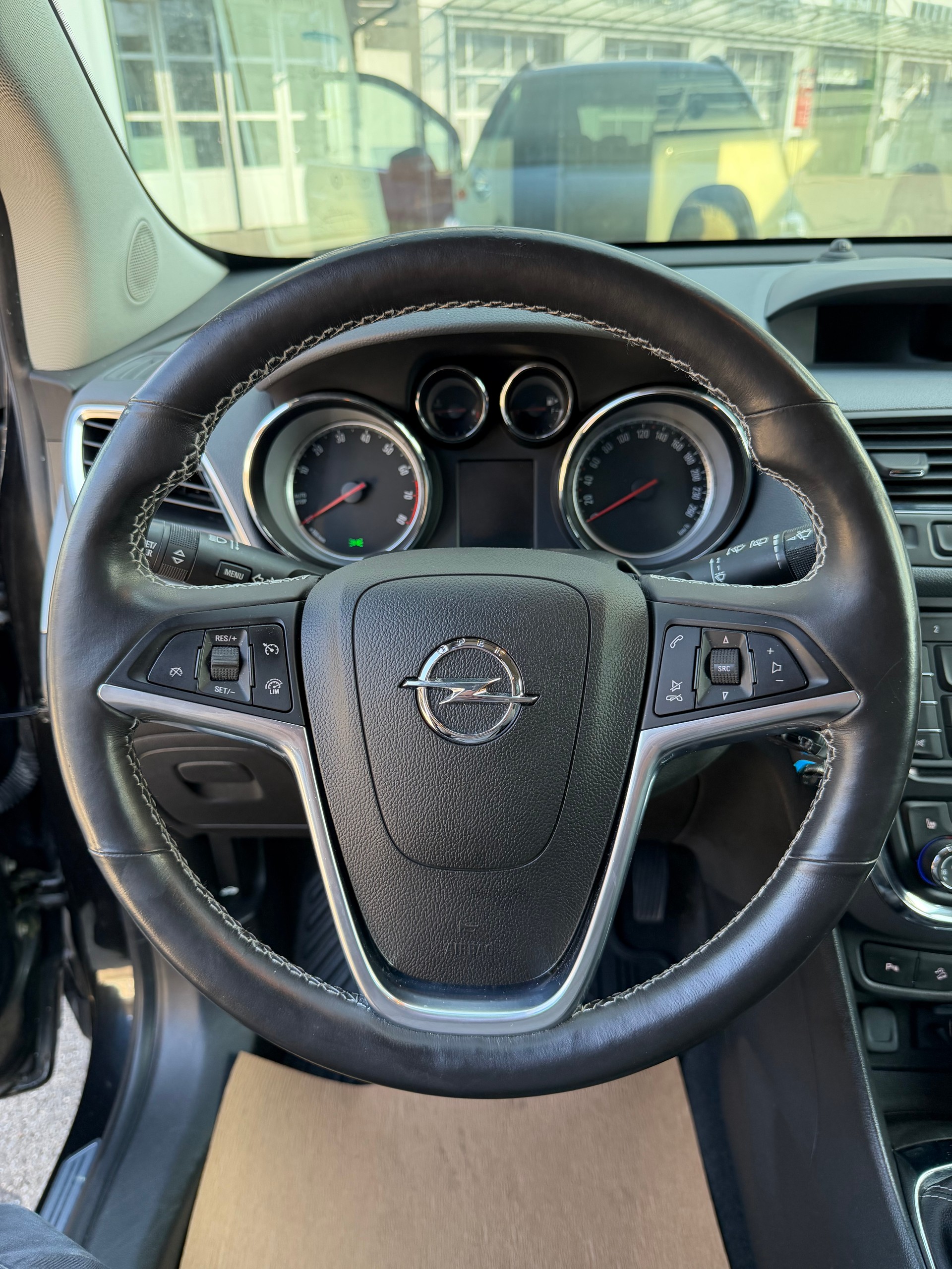 OPEL Mokka 1.4i 16V Turbo Cosmo 4WD-image-9