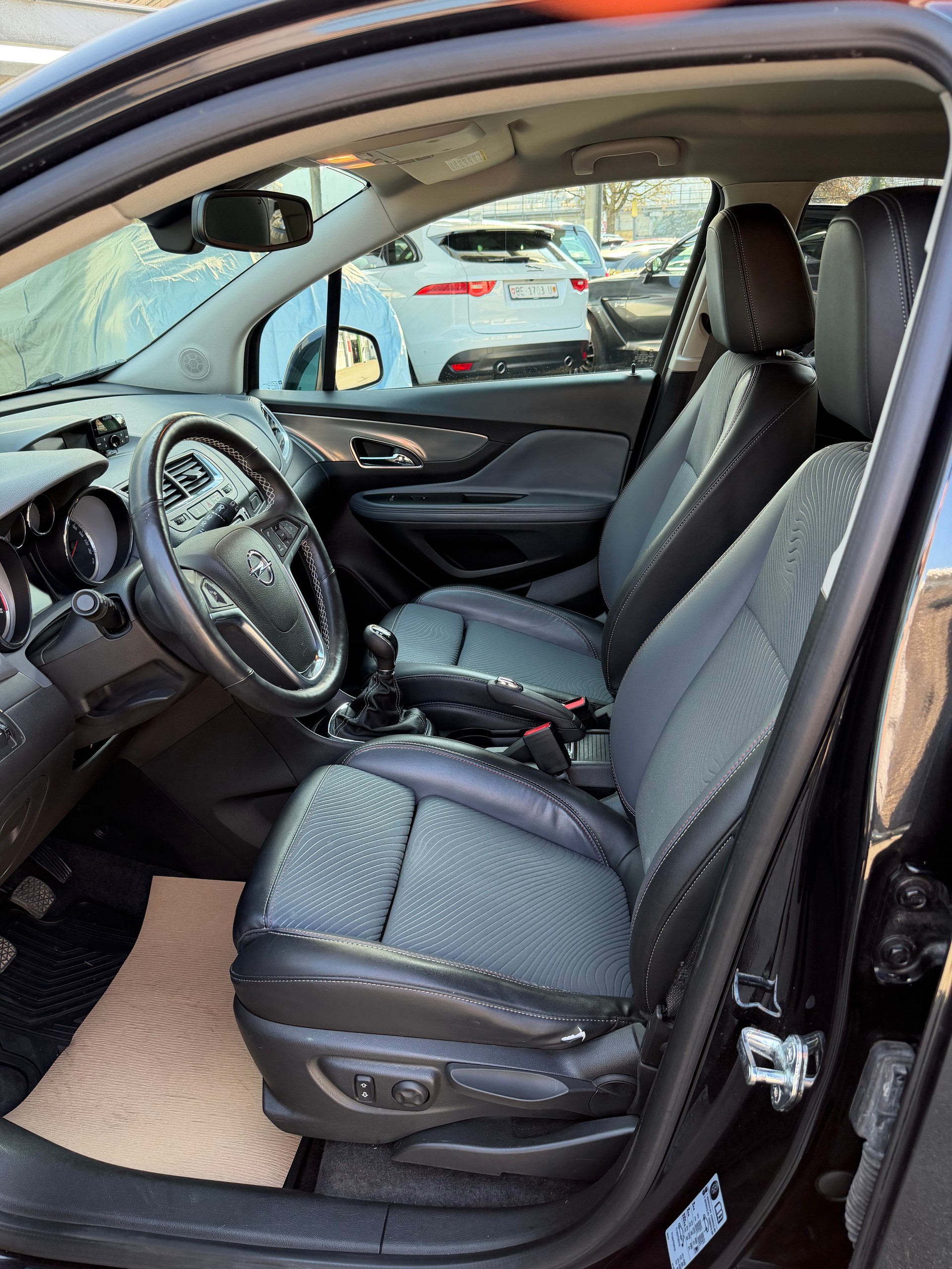 OPEL Mokka 1.4i 16V Turbo Cosmo 4WD-image-8