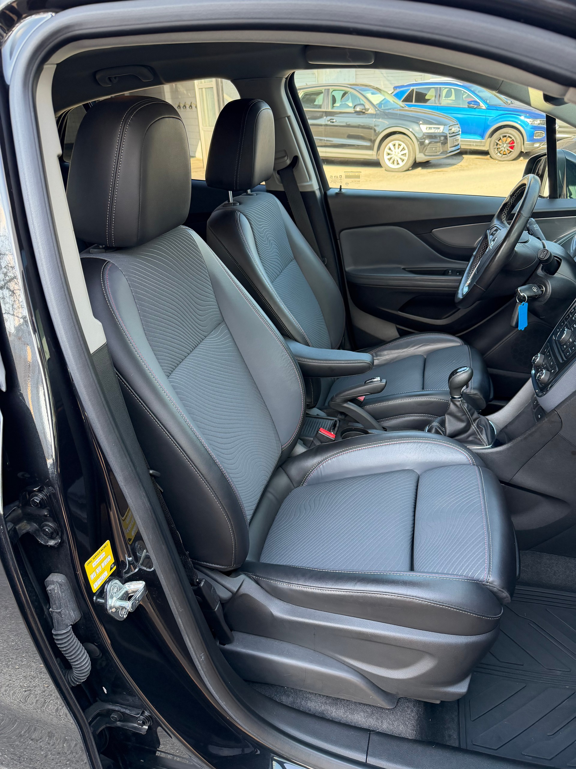 OPEL Mokka 1.4i 16V Turbo Cosmo 4WD-image-15