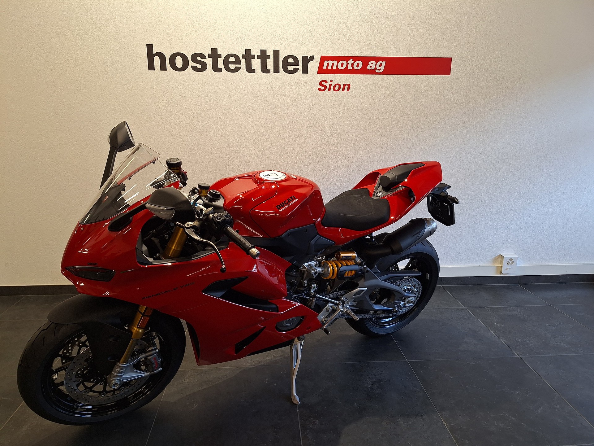 DUCATI Panigale V2 S-showroom-element-2