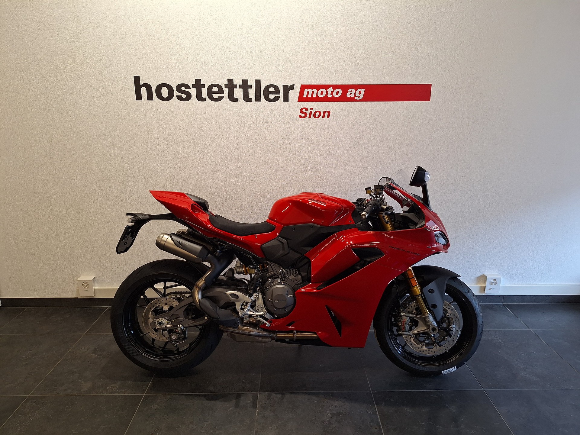 DUCATI Panigale V2 S-showroom-element-3