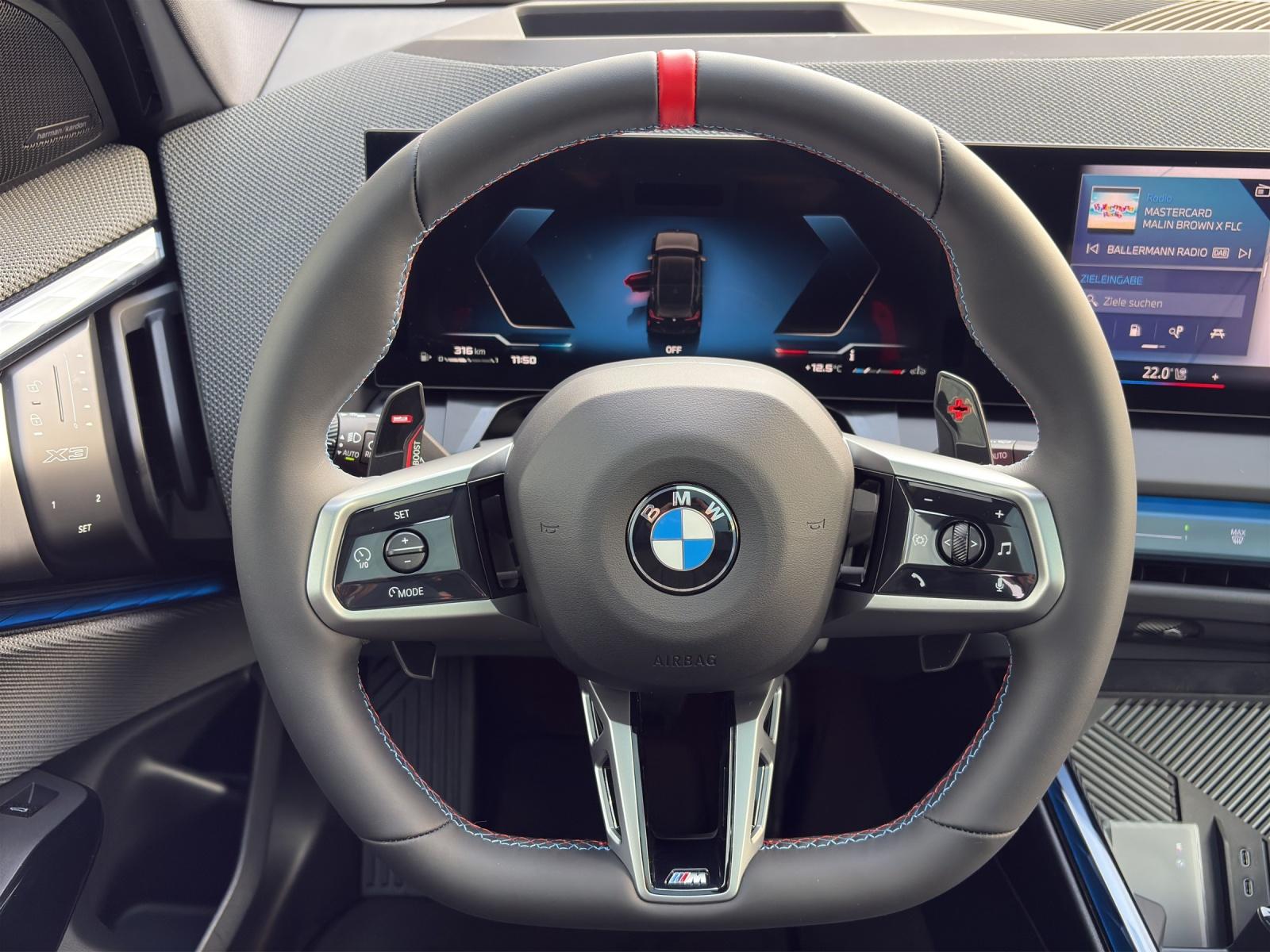 BMW X3 M50i-image-10
