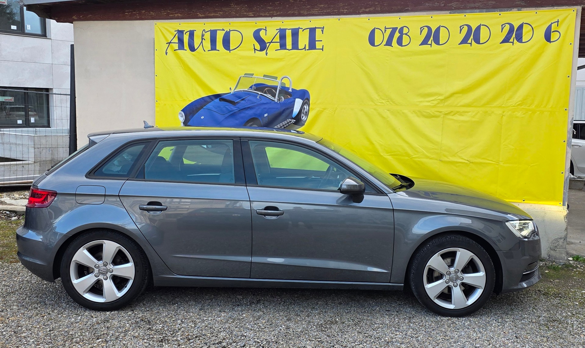 AUDI A3 Sportback 2.0 TDI Attraction-image-3