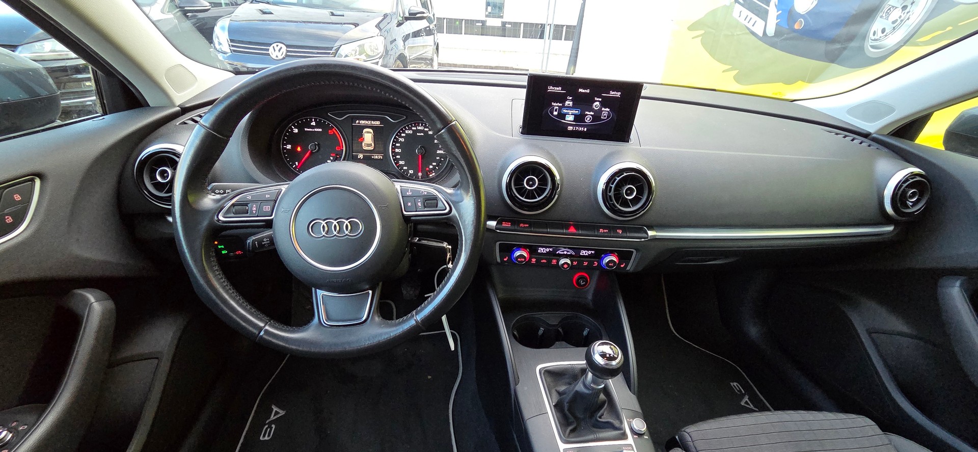 AUDI A3 Sportback 2.0 TDI Attraction-image-7