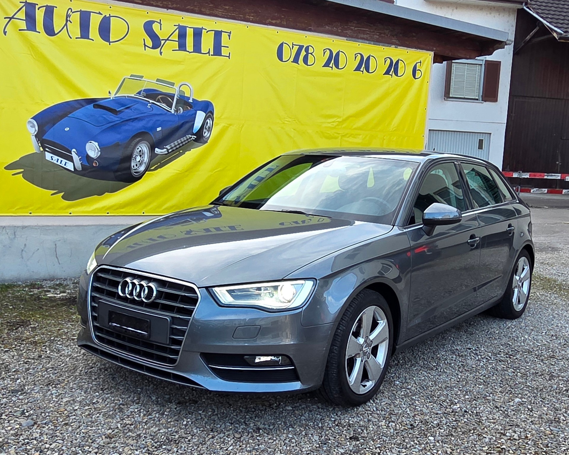 AUDI A3 Sportback 2.0 TDI Attraction-image-0
