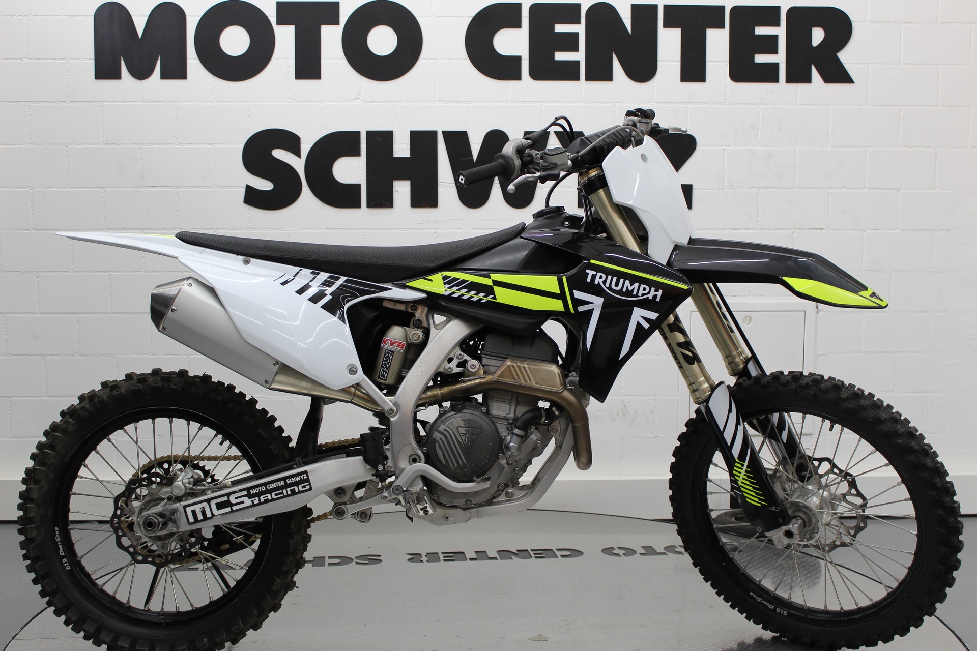TRIUMPH TF-250 X