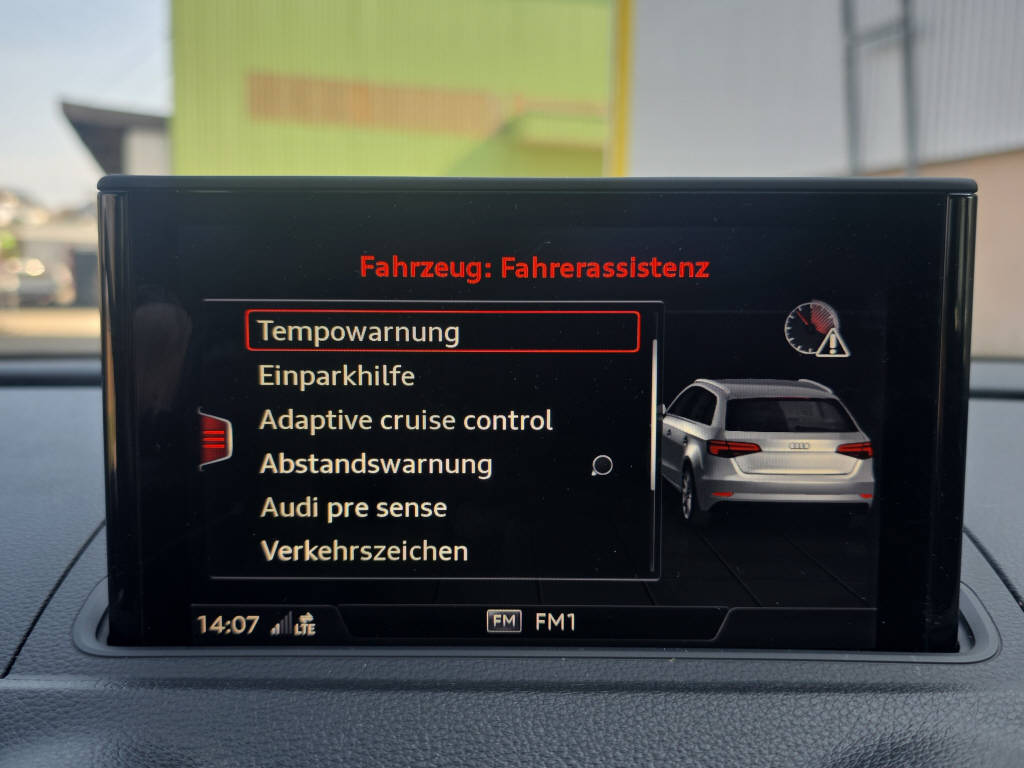 AUDI A3 Sportback 1.4 40 e-tron Sport S-Tronic-image-24