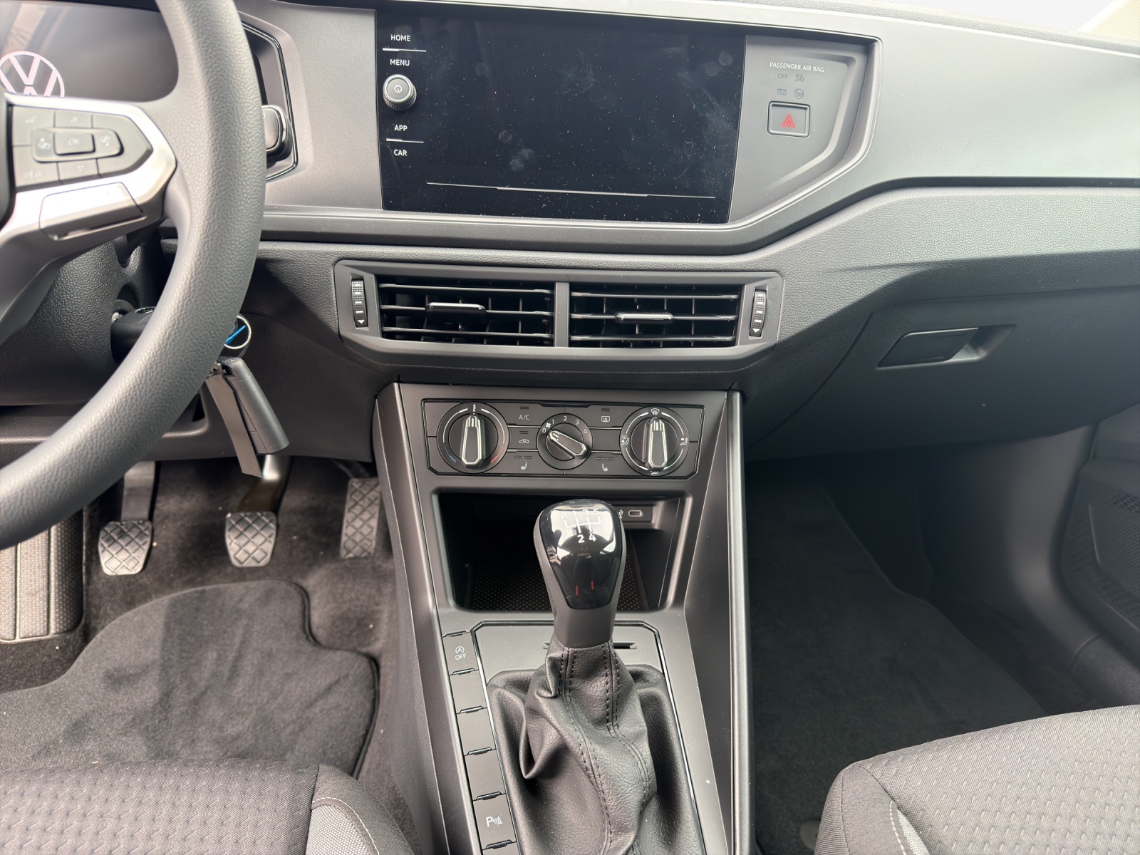 VW Polo 1.0 TSI Basis-image-10