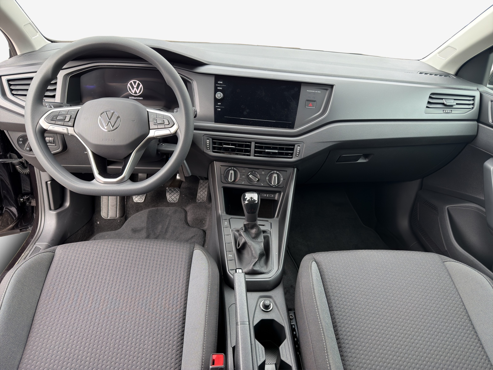 VW Polo 1.0 TSI Basis-image-8