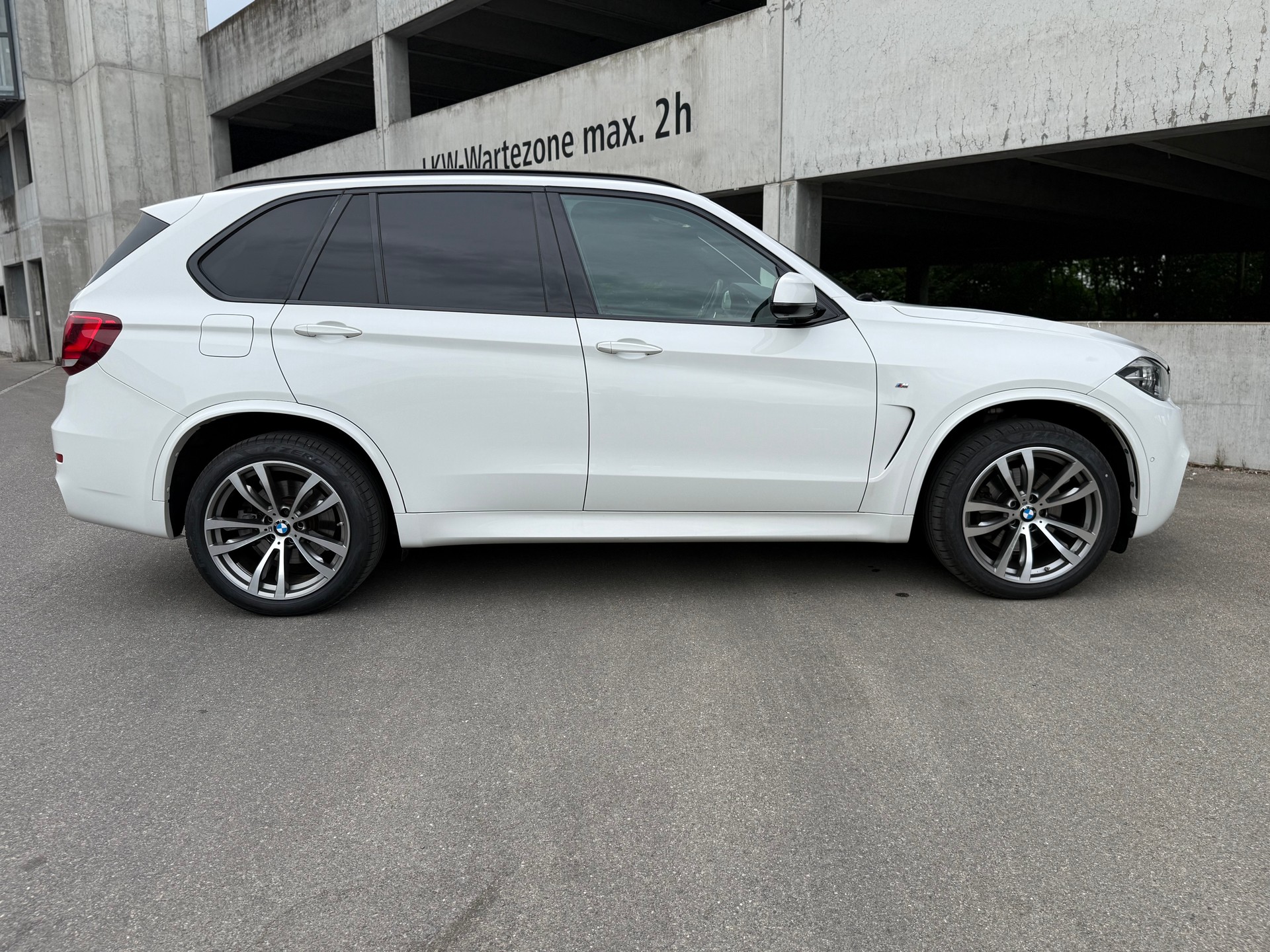 BMW X5 xDrive 40d Steptronic-image-5