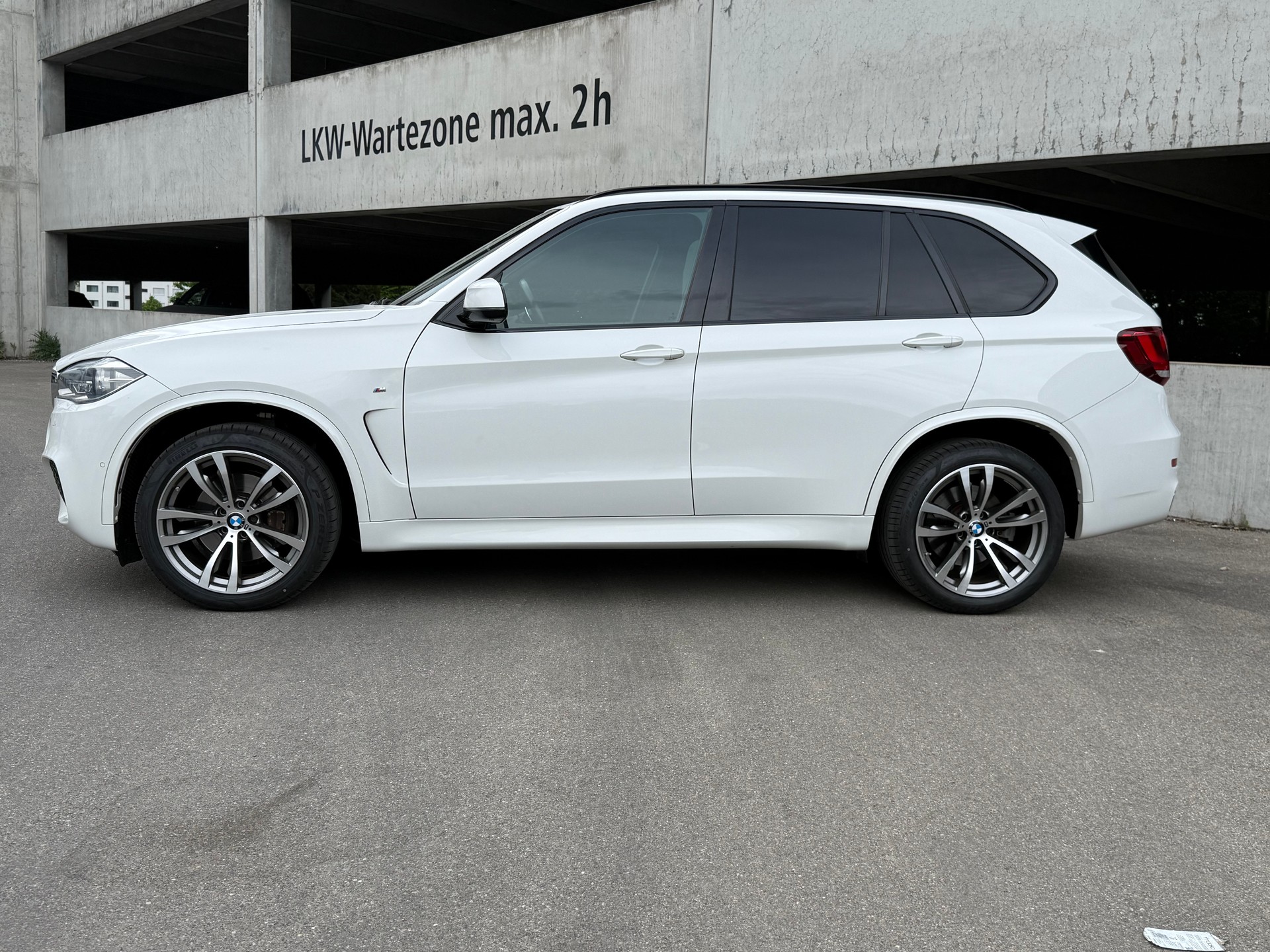 BMW X5 xDrive 40d Steptronic-image-4