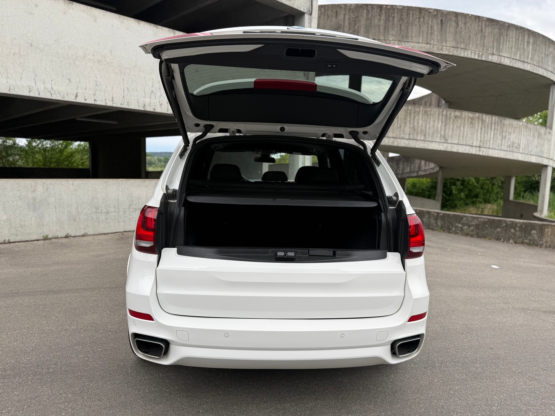 BMW X5 xDrive 40d Steptronic-image-10
