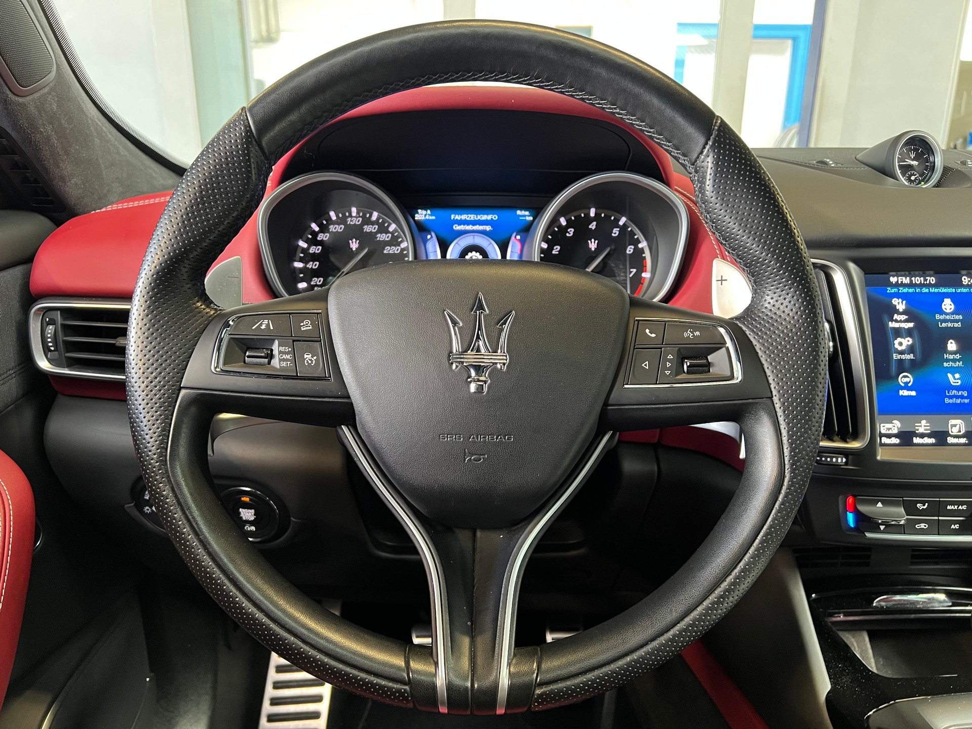 MASERATI Levante S 3.0 V6 Automatica GranLusso-image-6