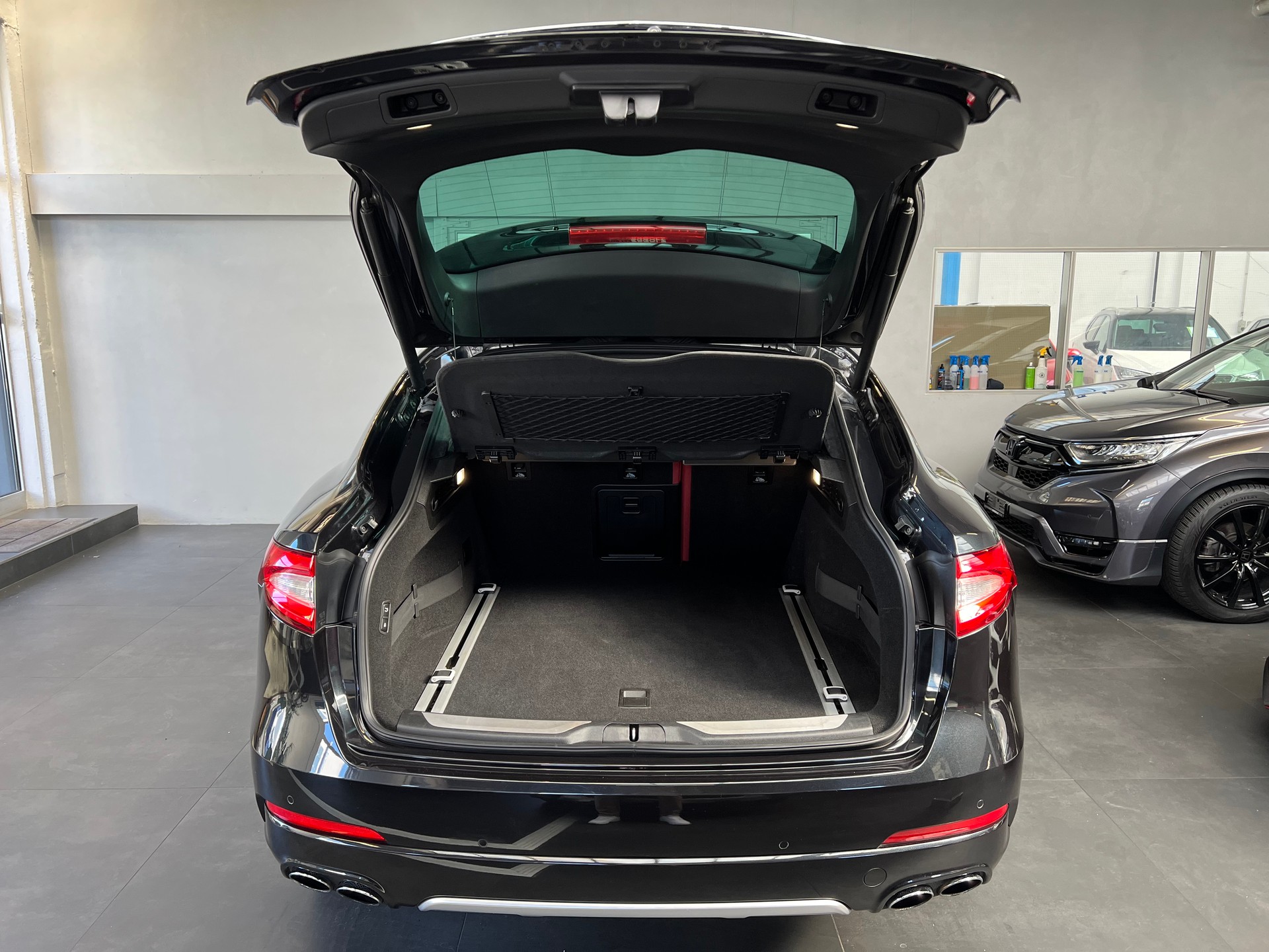 MASERATI Levante S 3.0 V6 Automatica GranLusso-image-10