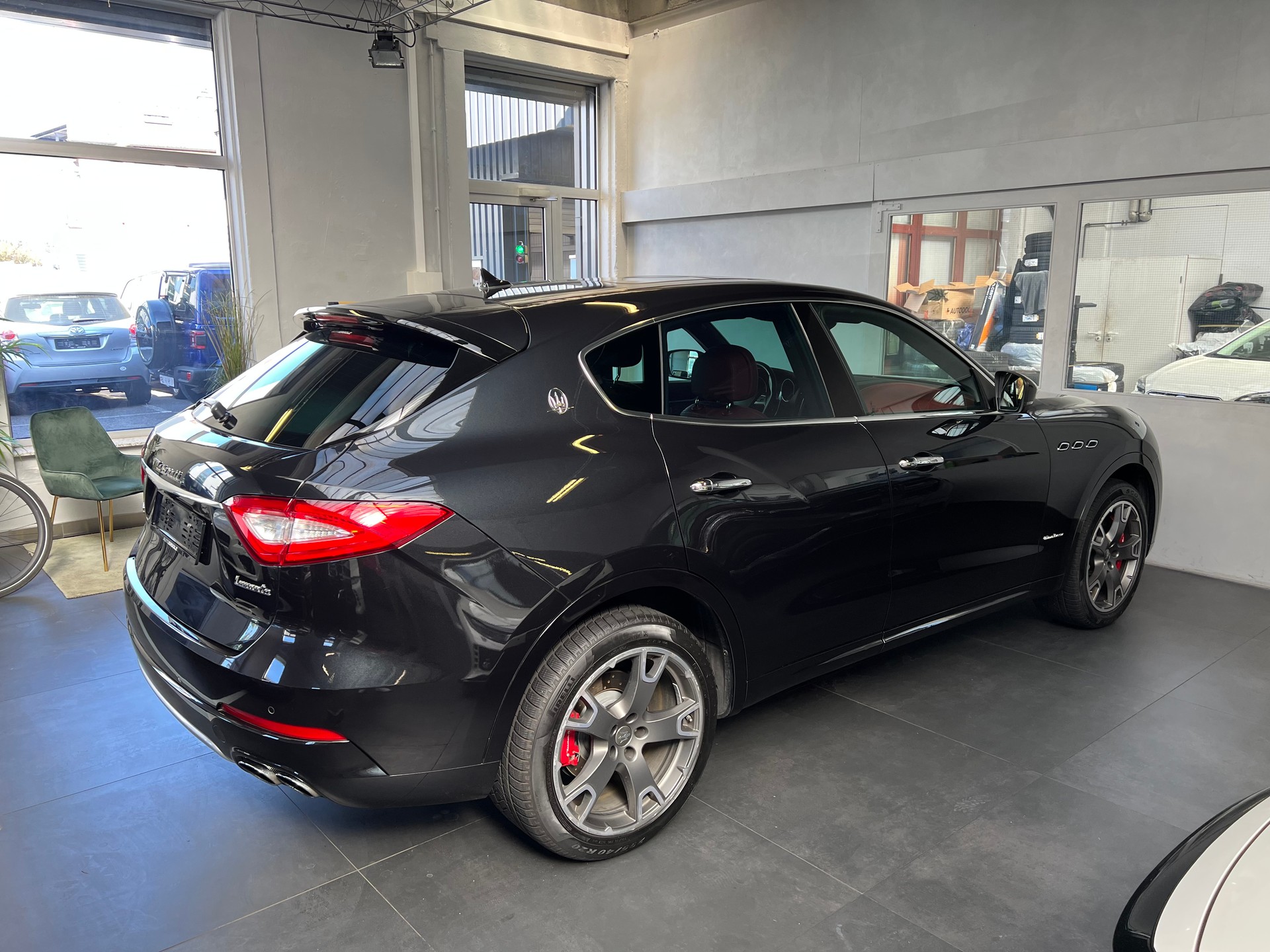 MASERATI Levante S 3.0 V6 Automatica GranLusso-image-3