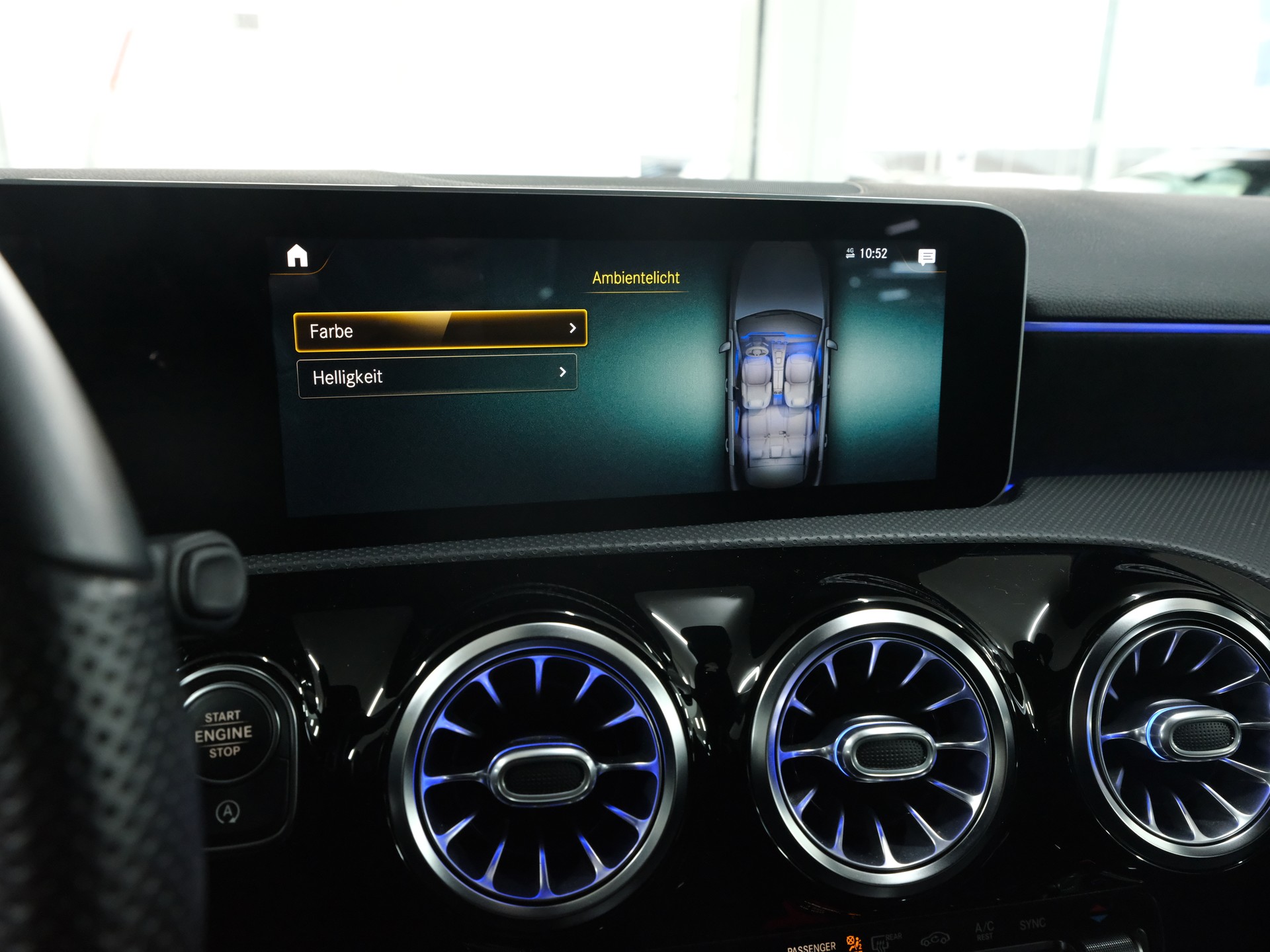 MERCEDES-BENZ A 250 AMG Line 7G-DCT-image-12