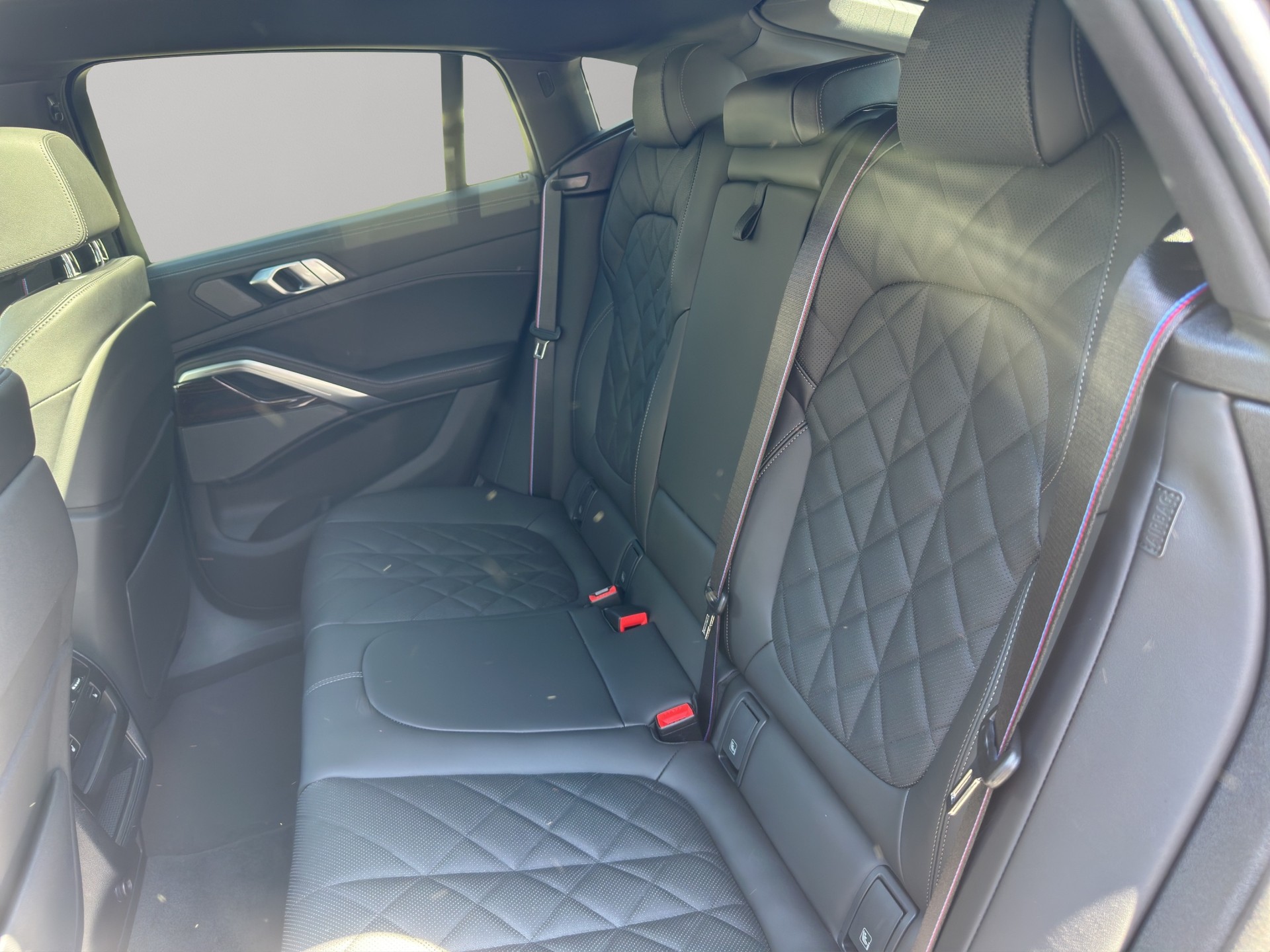 BMW X6 xDrive 48V 40d M Sport Pro Steptronic-image-17
