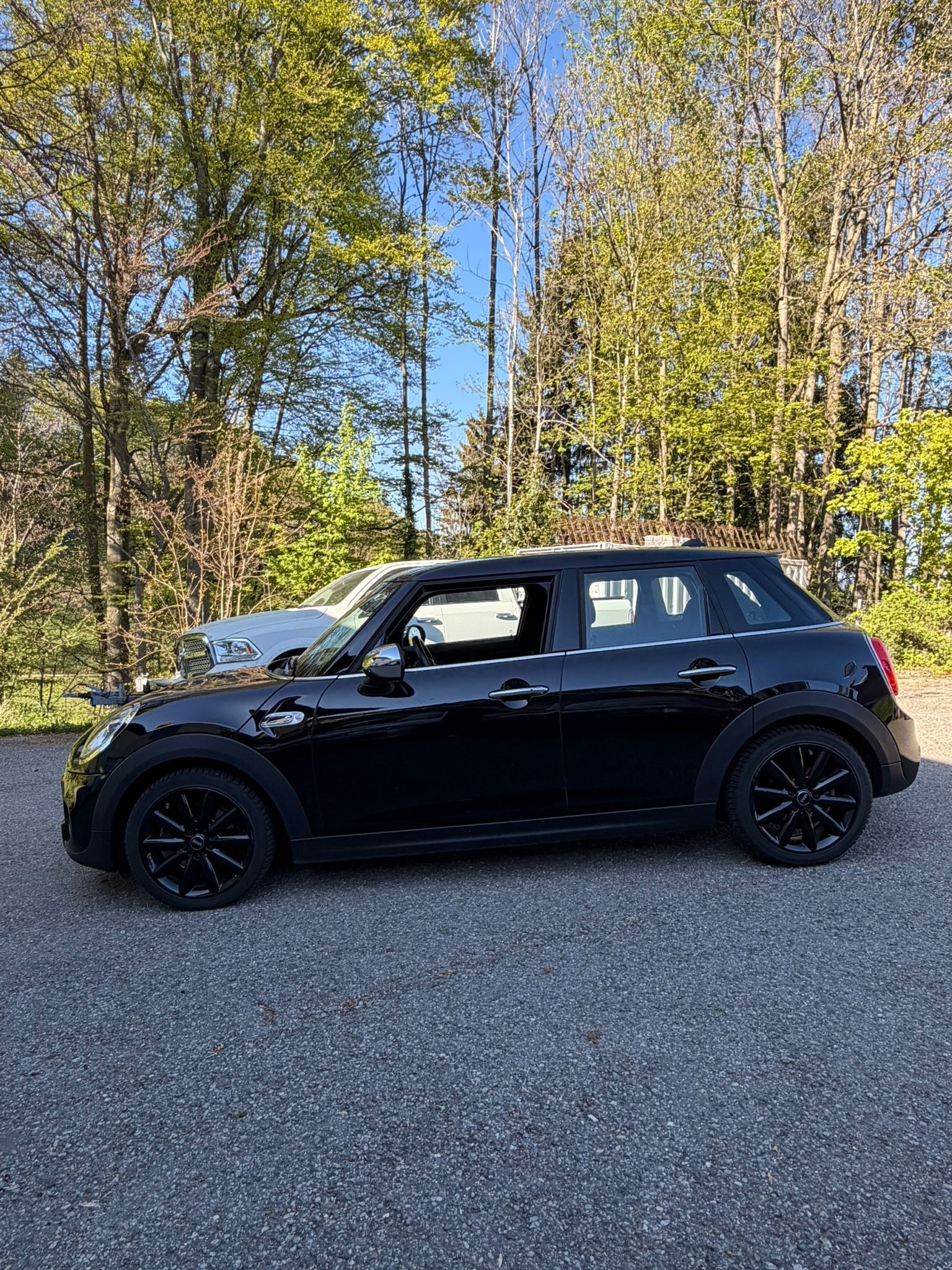 MINI Cooper S Steptronic-image-1