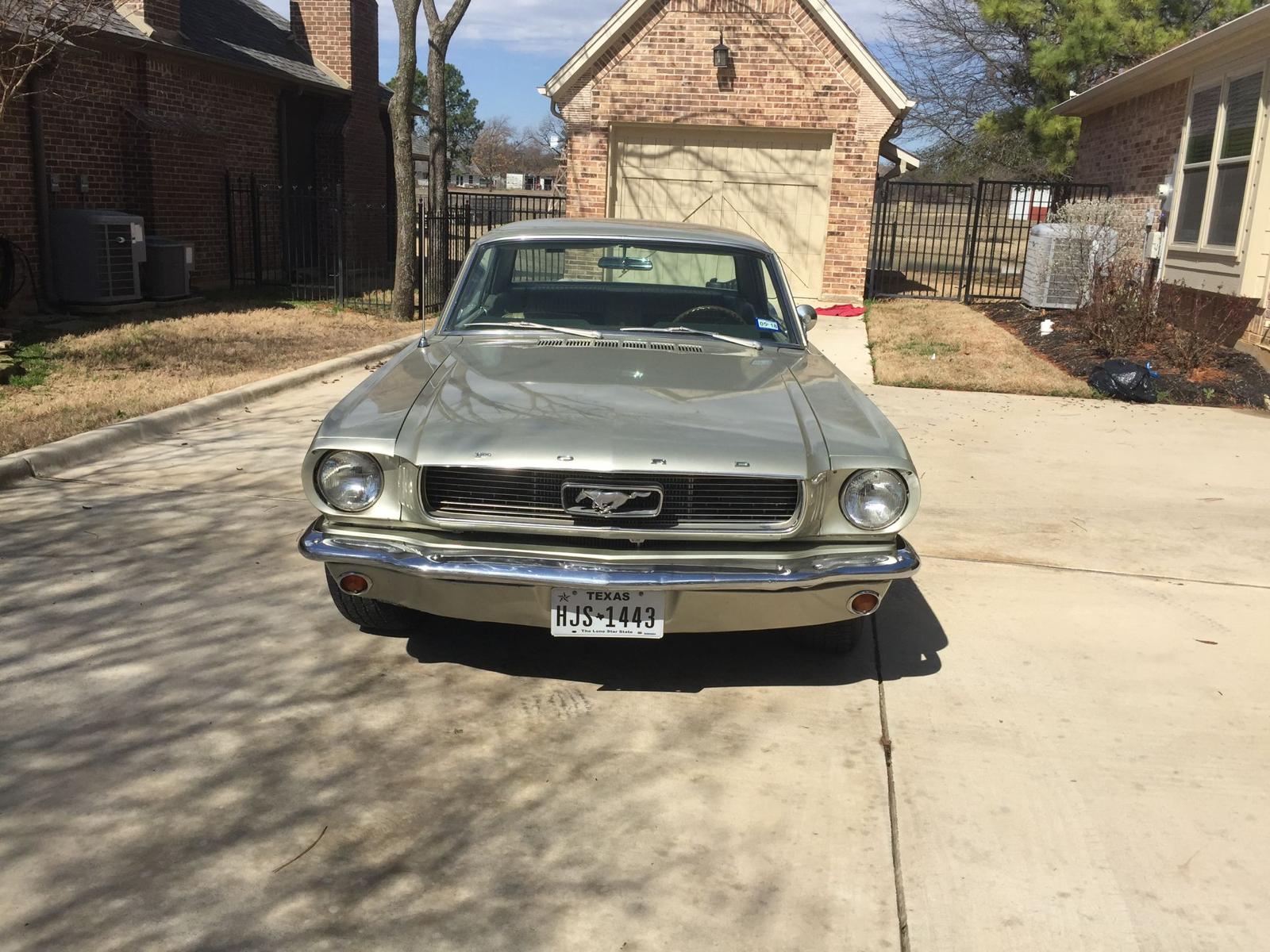 FORD MUSTANG-image-1